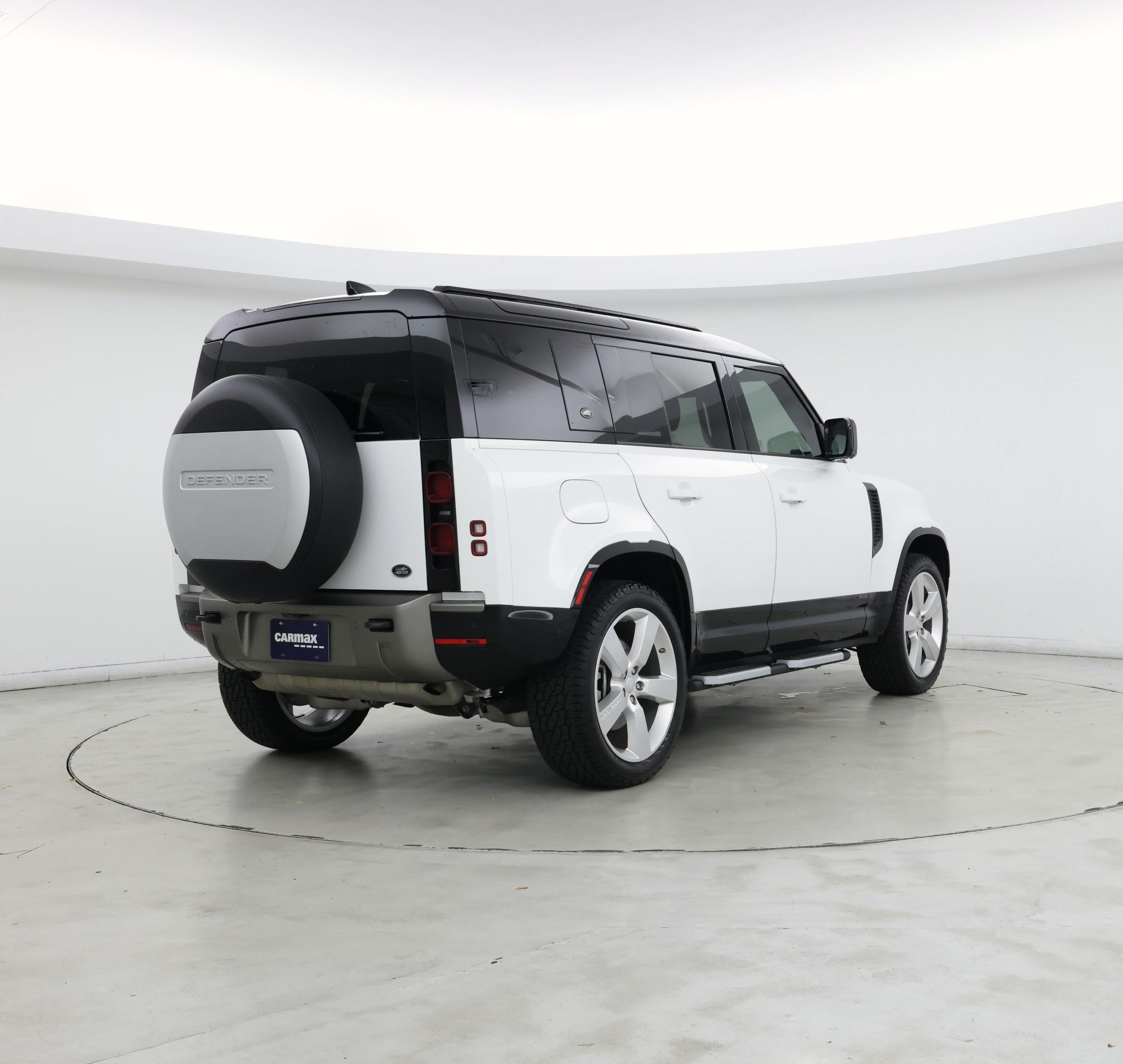 Thumbnail: 2021 Land Rover Defender - 8