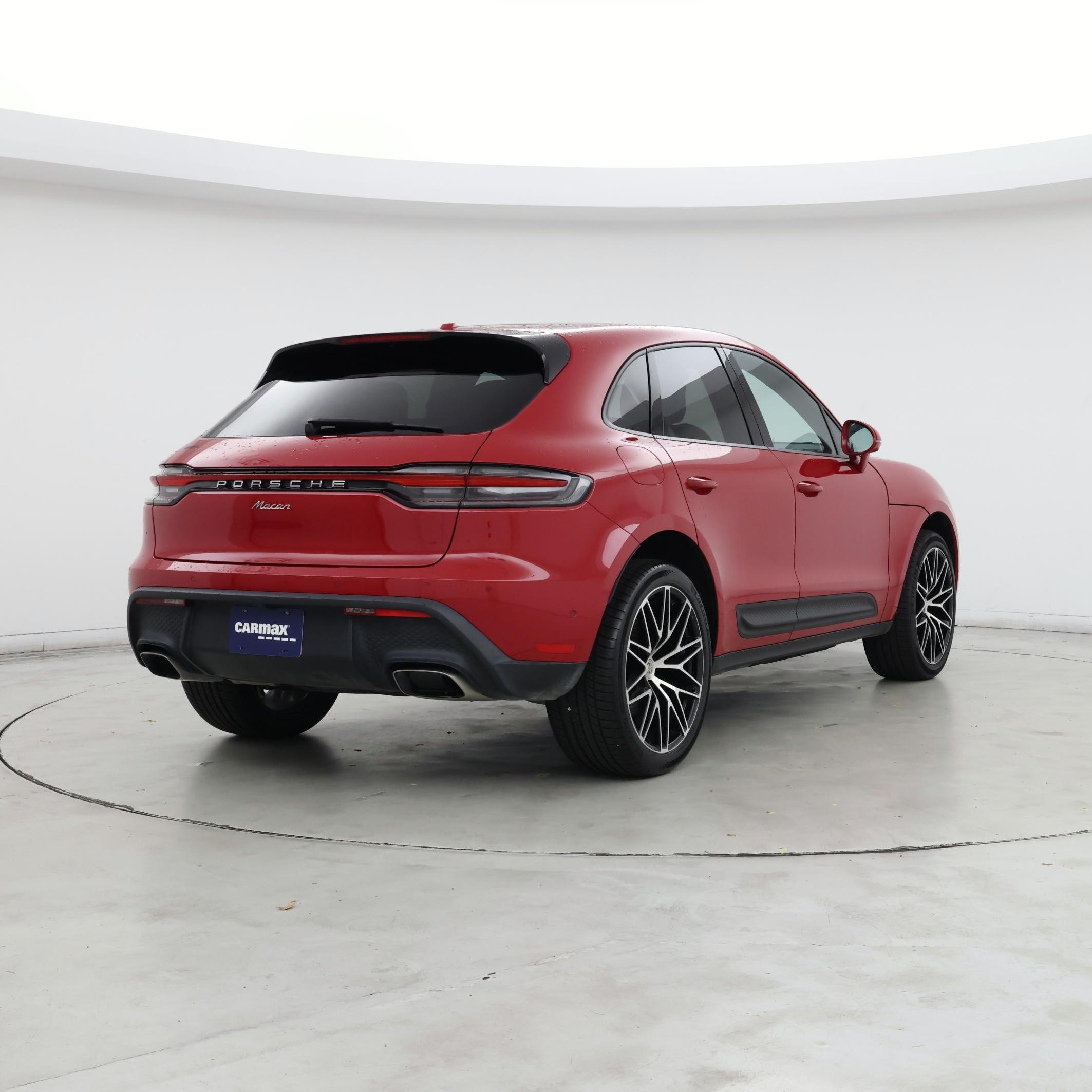 Thumbnail: 2023 Porsche Macan - 8