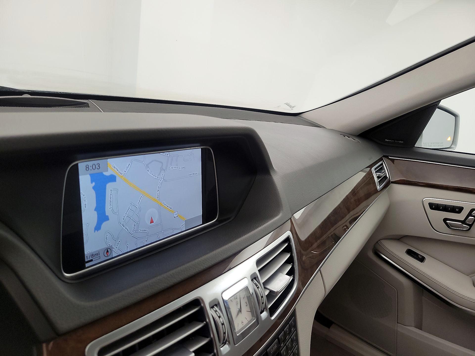 Thumbnail: 2014 Mercedes-Benz E-Class - 14