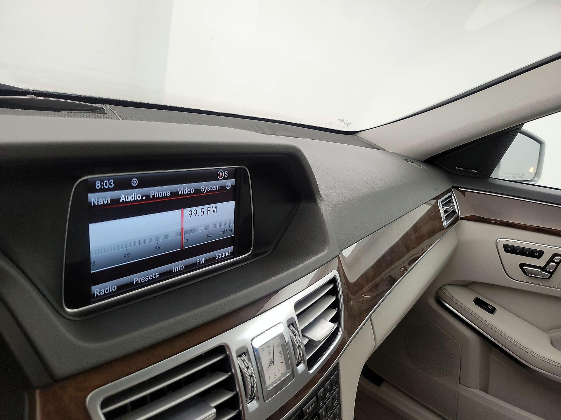 Thumbnail: 2014 Mercedes-Benz E-Class - 16