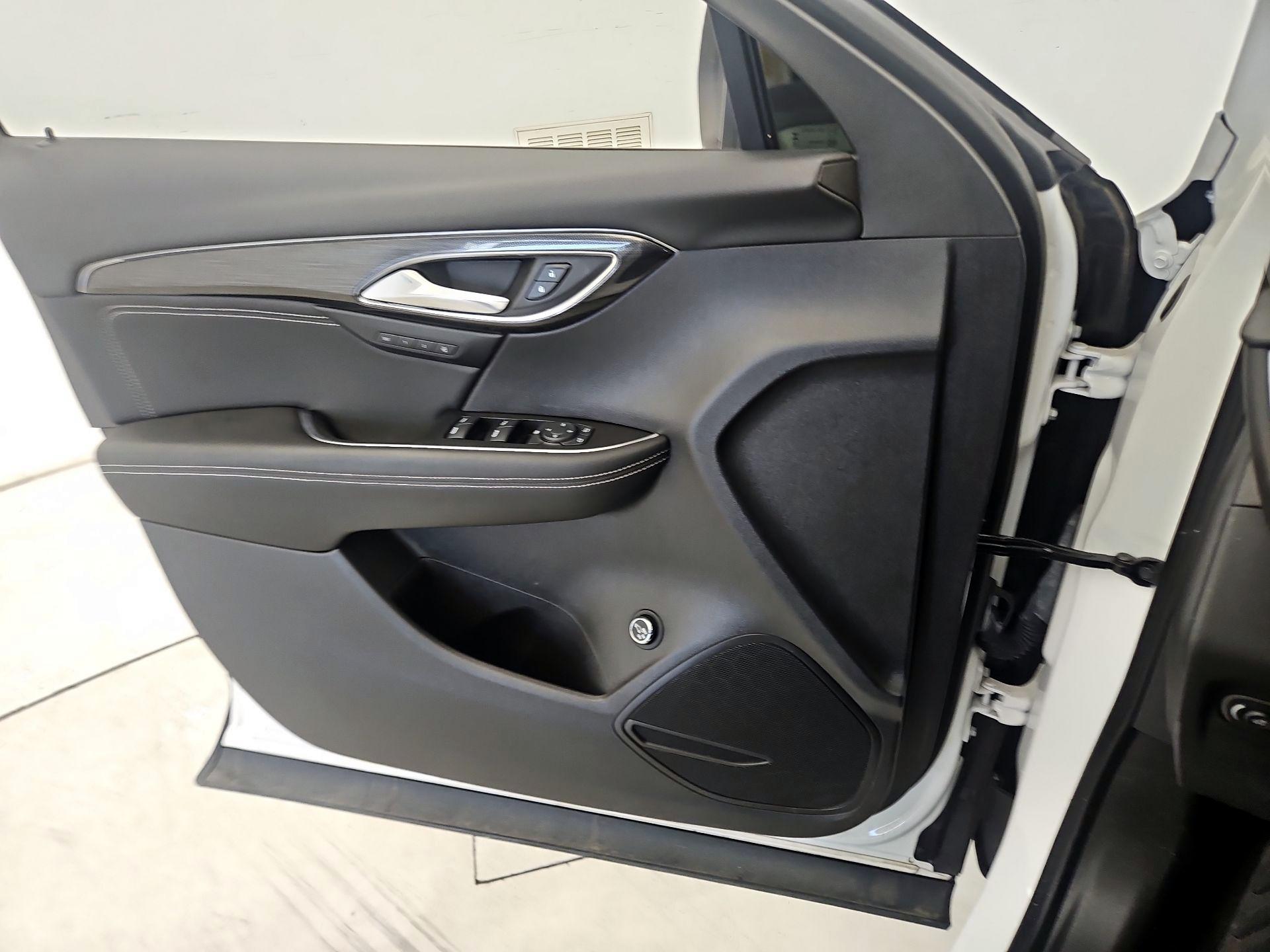 Thumbnail: 2023 Buick Envision - 12