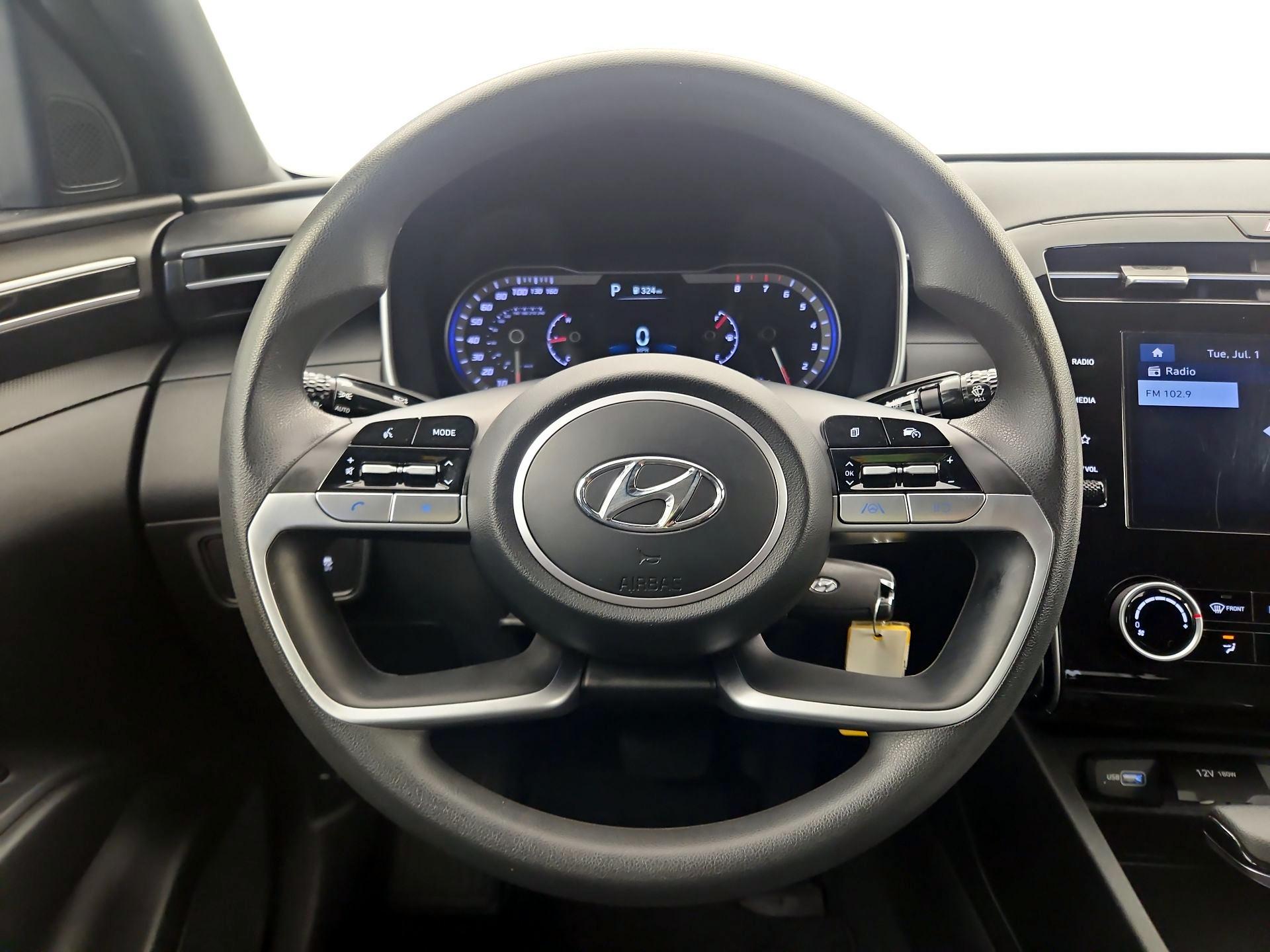 Thumbnail: 2023 Hyundai Santa Cruz - 10