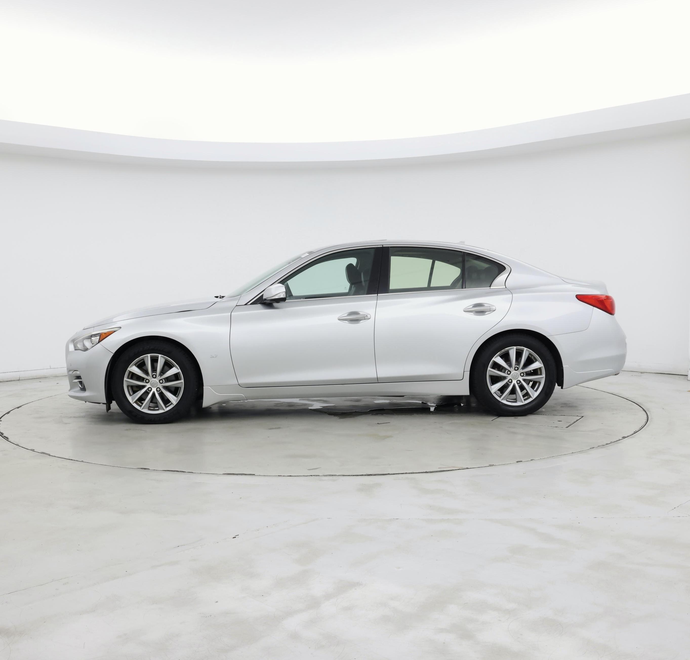 Thumbnail: 2015 INFINITI Q50 - 3