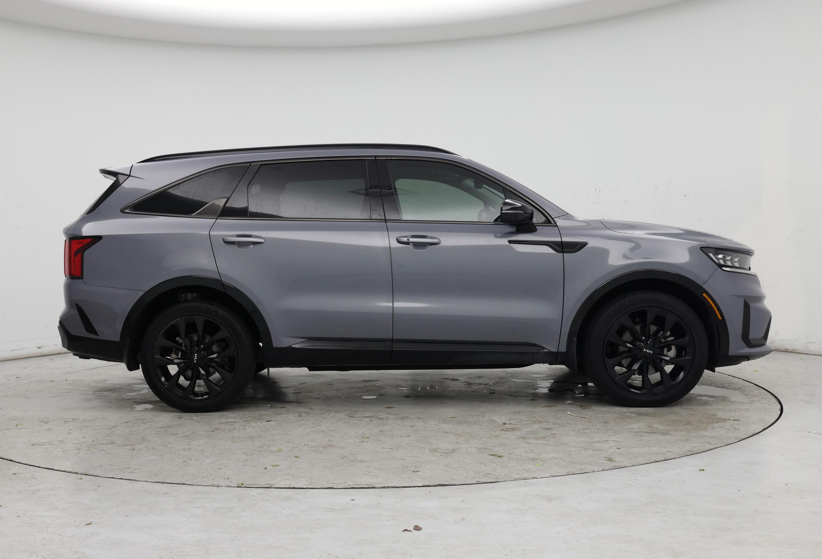 Thumbnail: 2023 Kia Sorento - 7