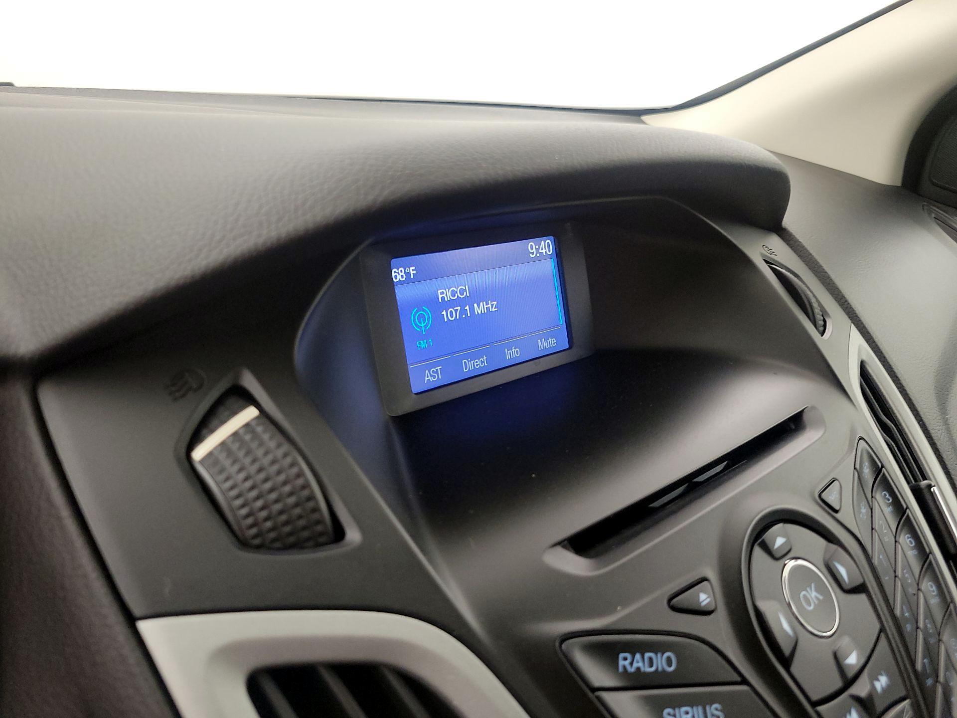 Thumbnail: 2014 Ford Focus - 14