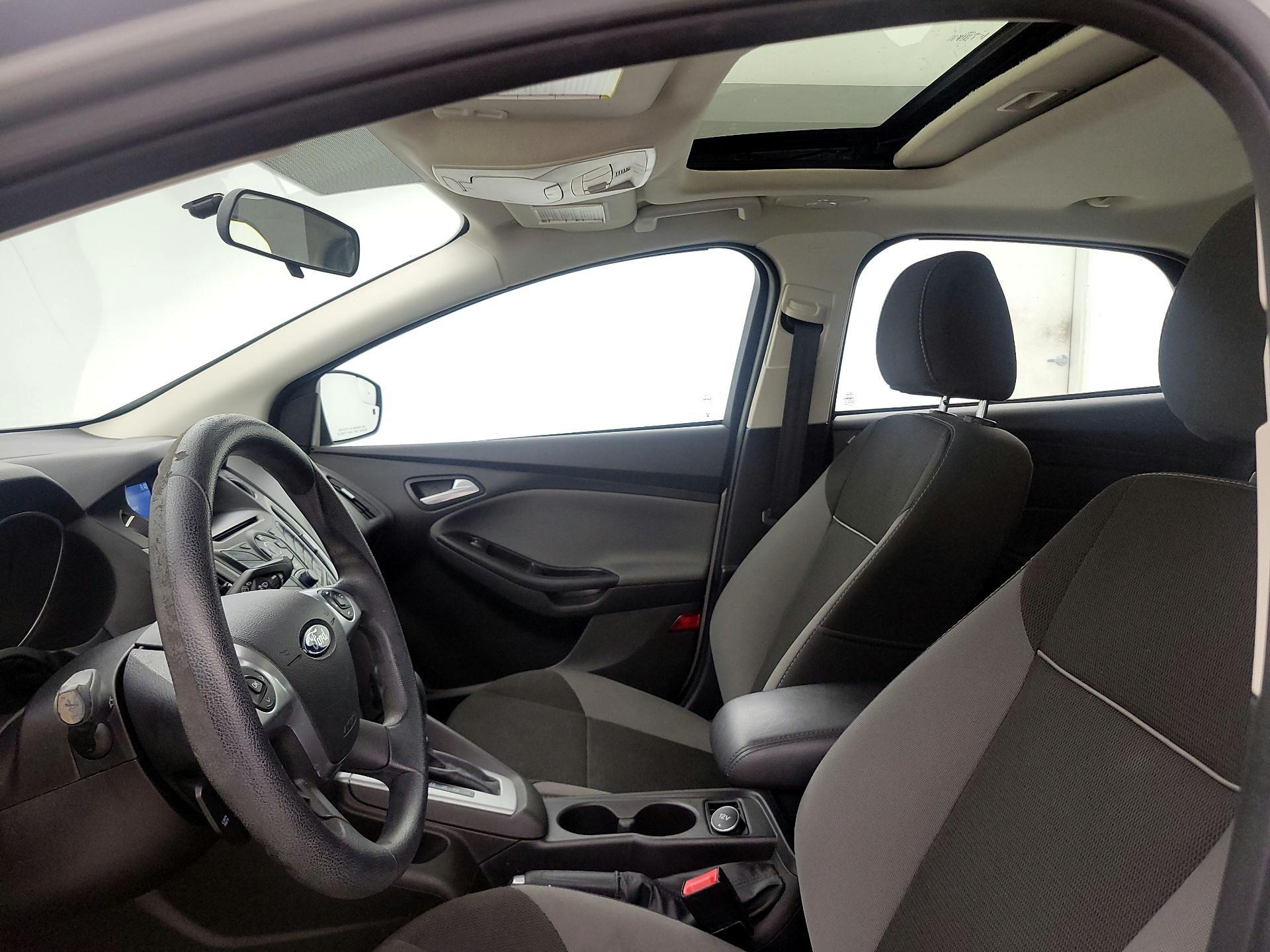 Thumbnail: 2014 Ford Focus - 18