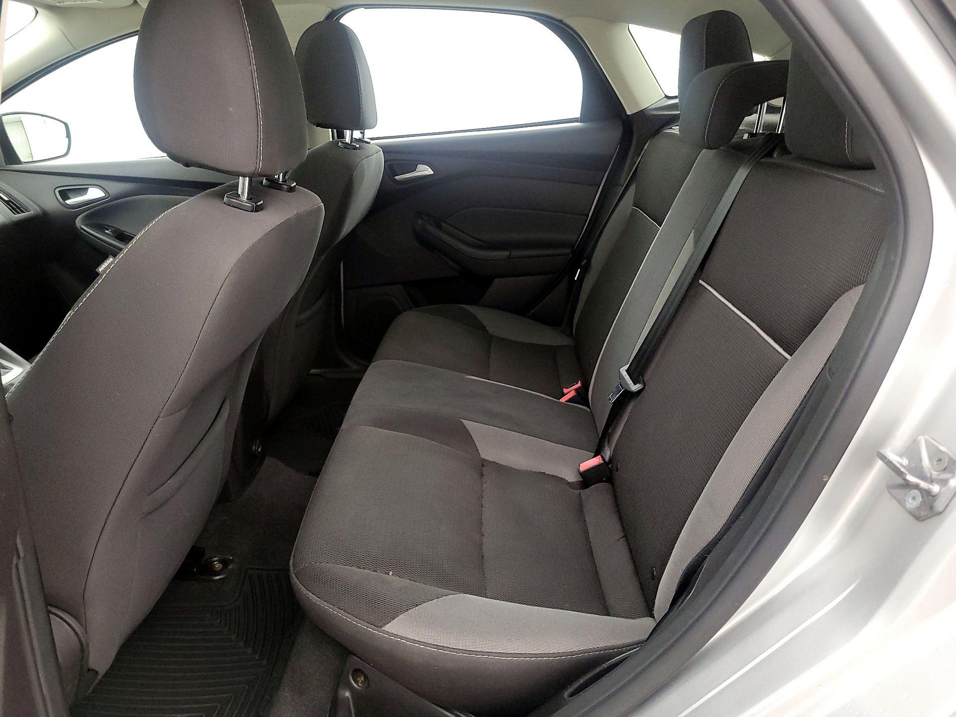 Thumbnail: 2014 Ford Focus - 19