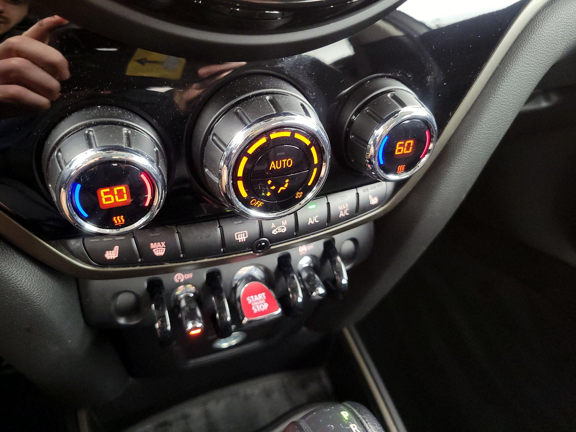 Thumbnail: 2019 MINI Cooper Countryman - 16