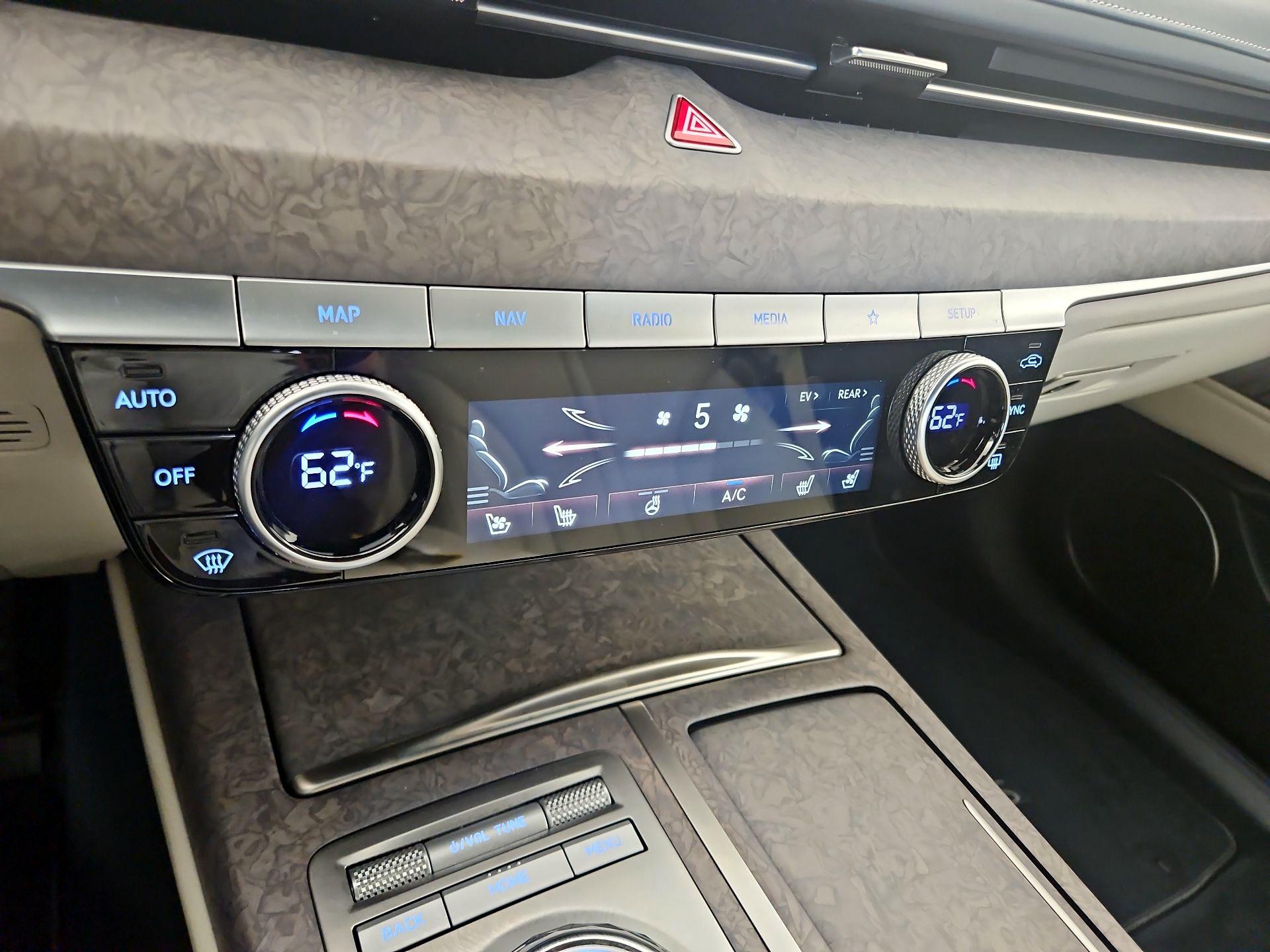 Thumbnail: 2024 Genesis G80 - 17