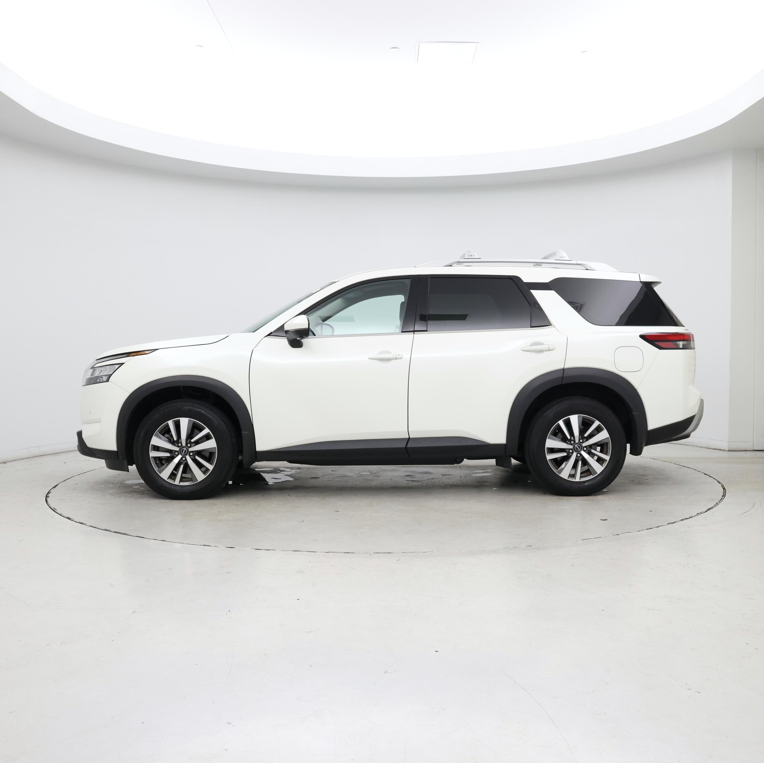 Thumbnail: 2024 Nissan Pathfinder - 3
