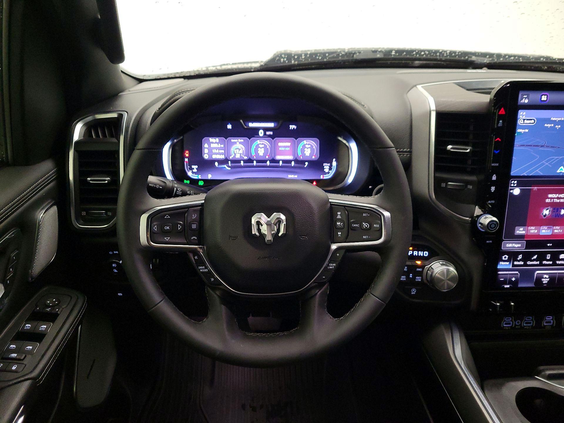 Thumbnail: 2025 RAM 1500 - 10