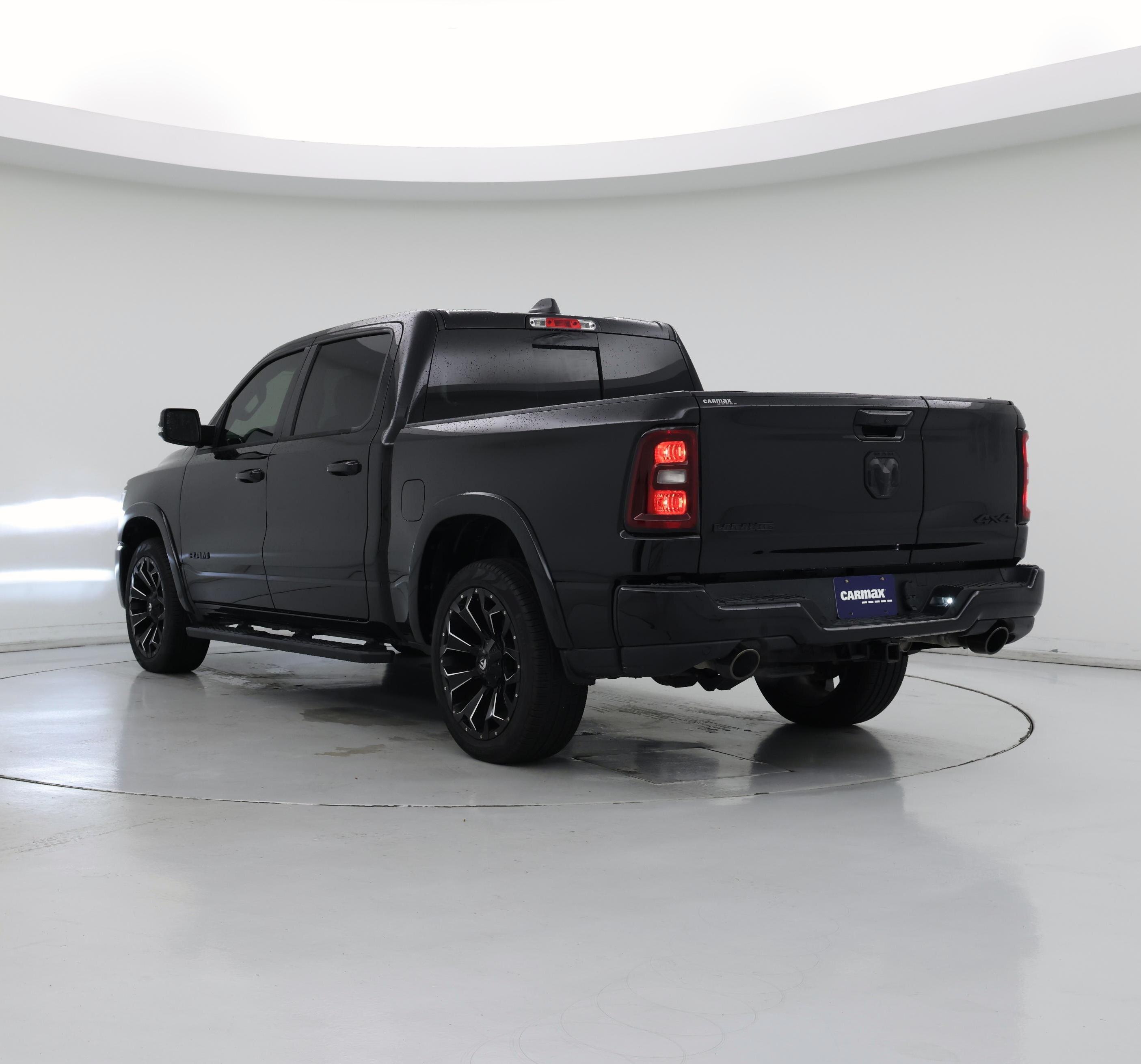 Thumbnail: 2025 RAM 1500 - 2