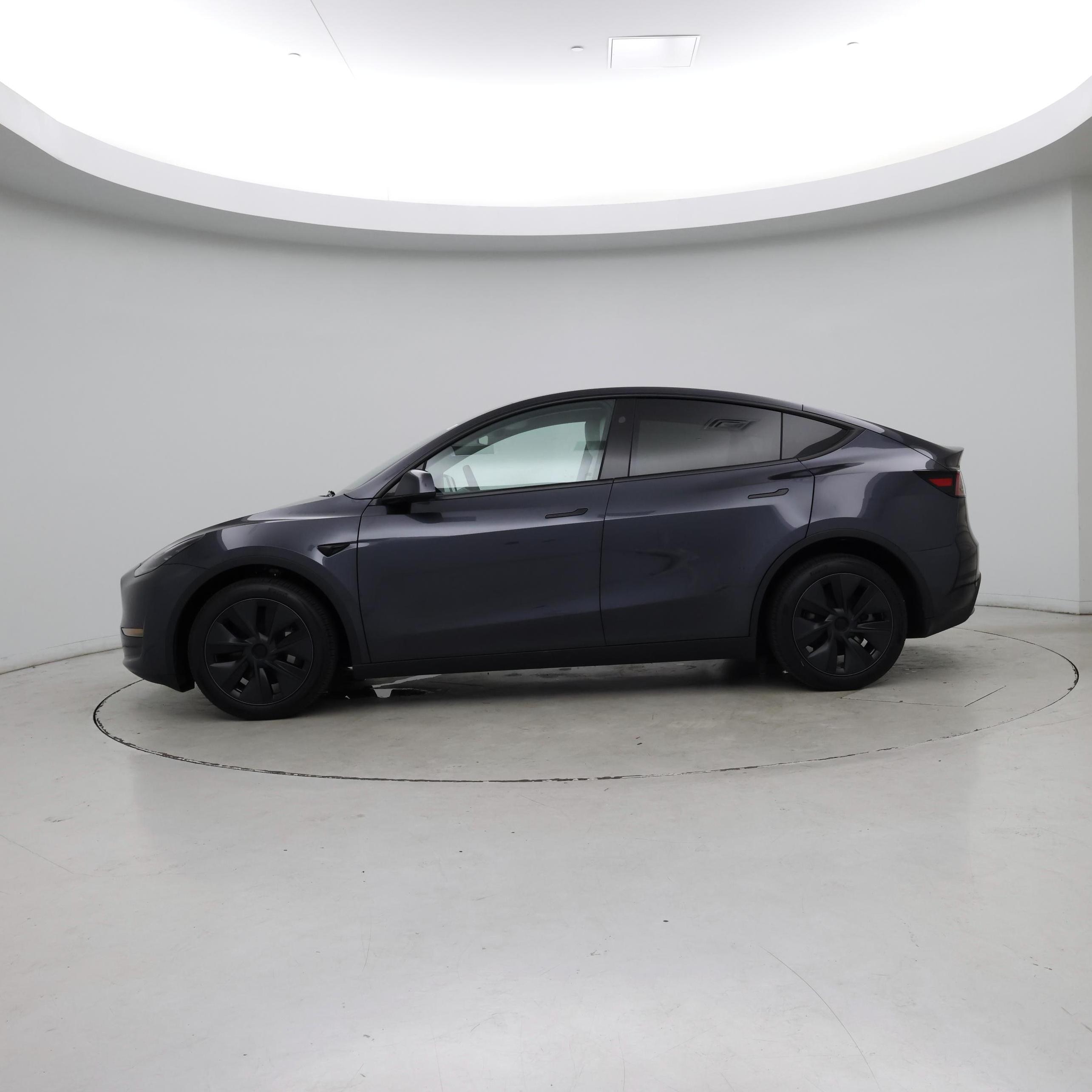 Thumbnail: 2025 Tesla Model Y - 3