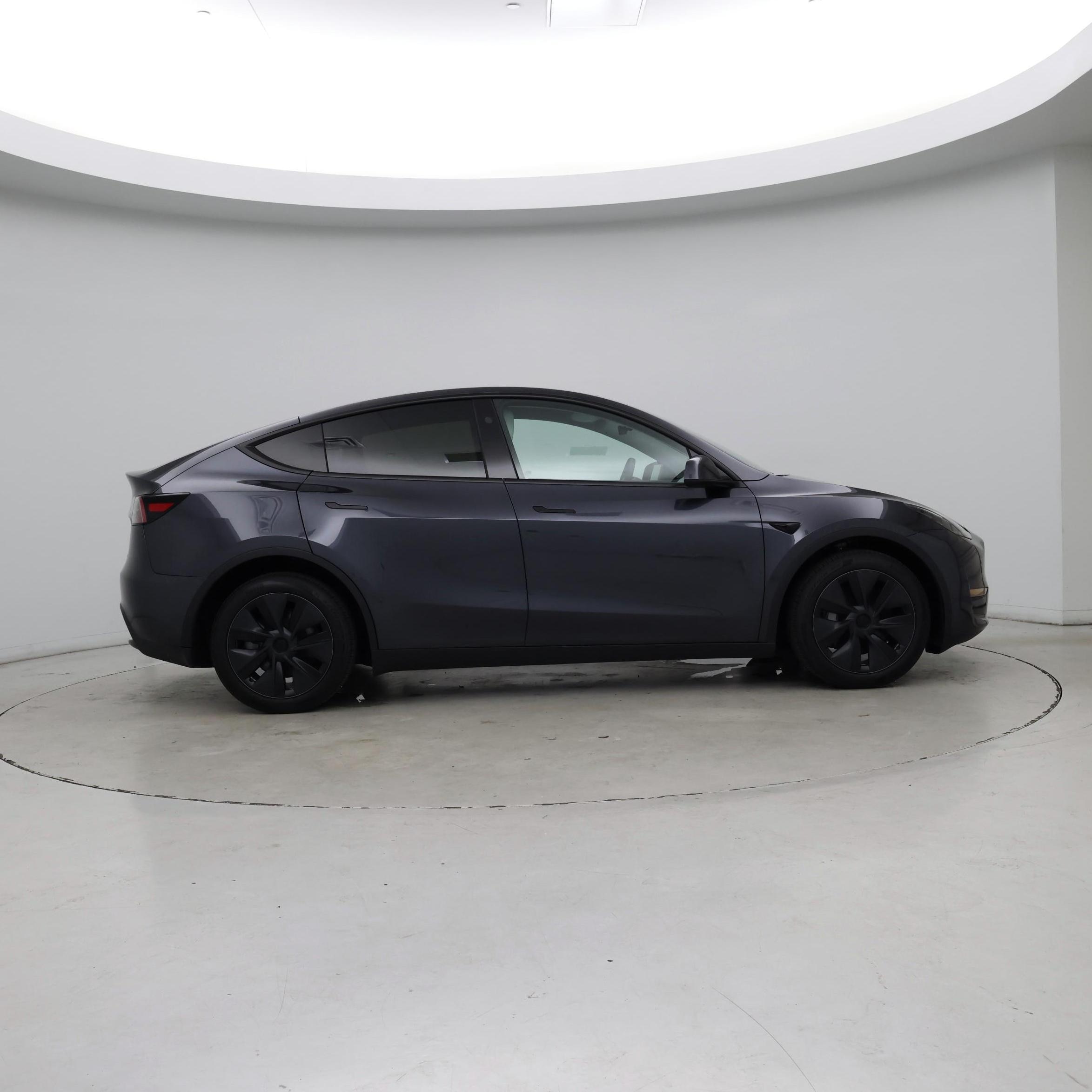 Thumbnail: 2025 Tesla Model Y - 7