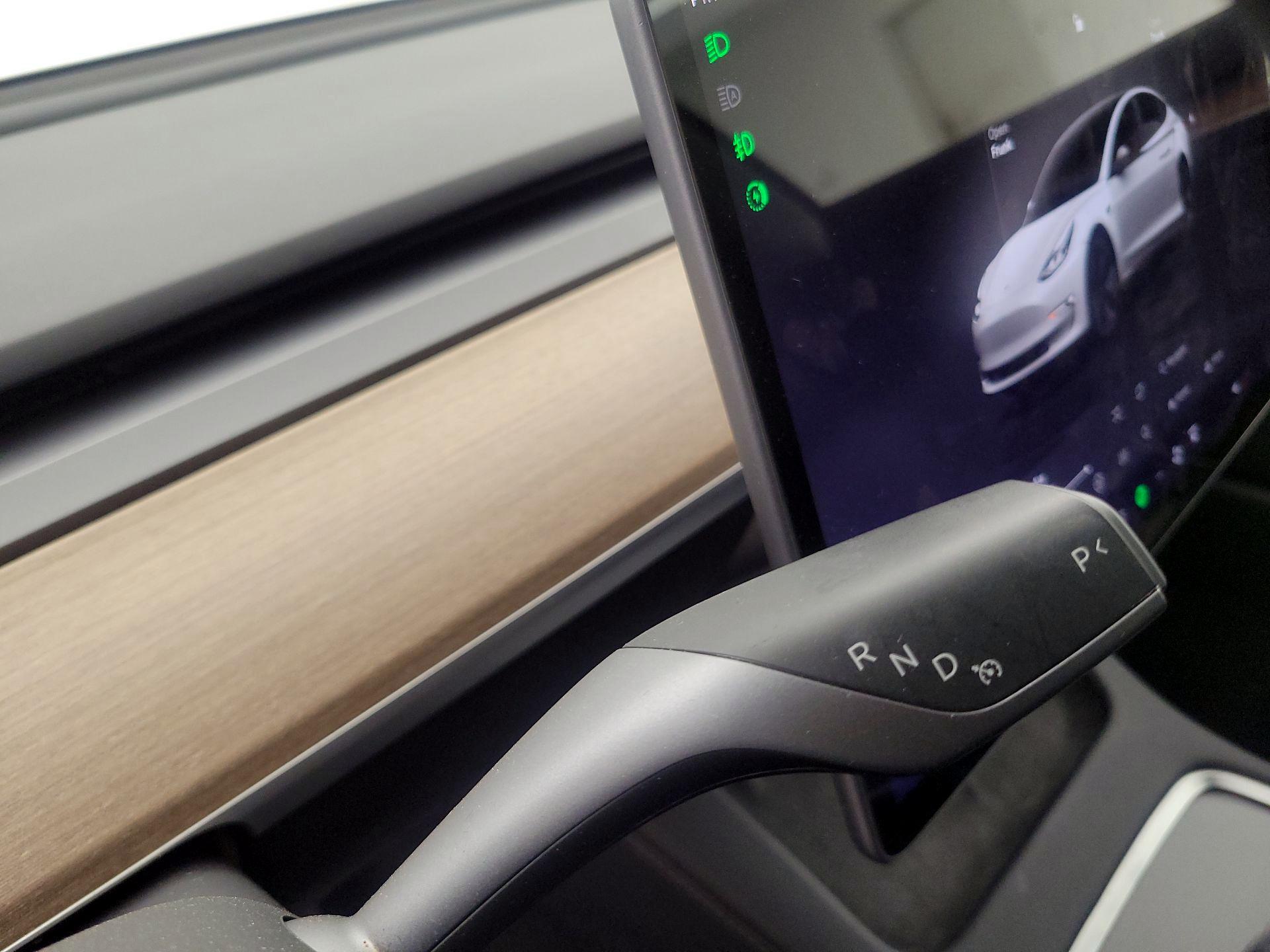 Thumbnail: 2023 Tesla Model 3 - 17