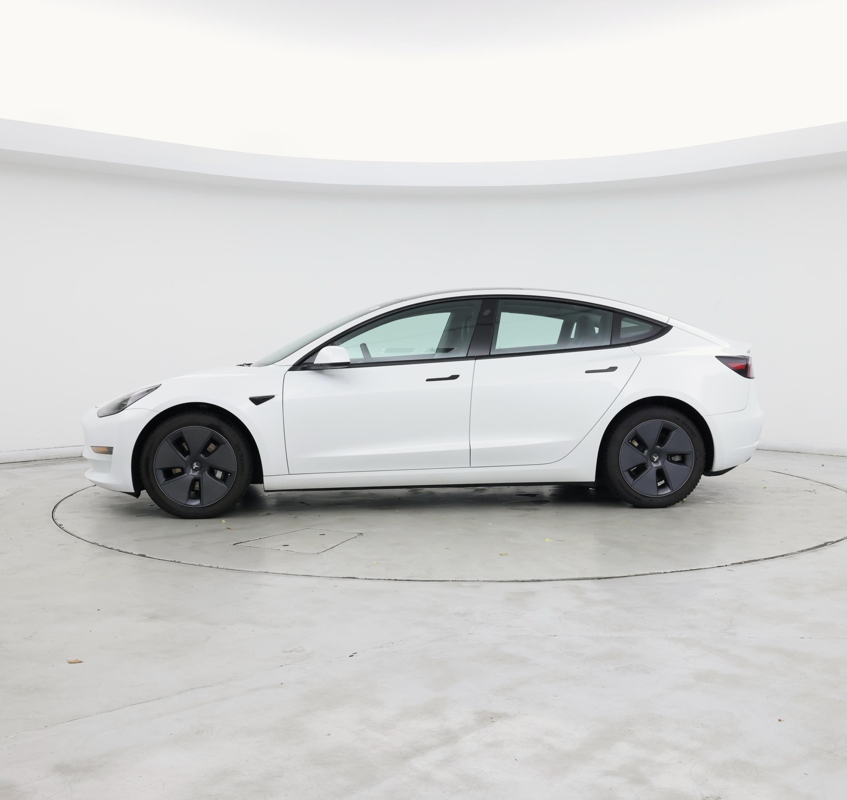 Thumbnail: 2023 Tesla Model 3 - 3
