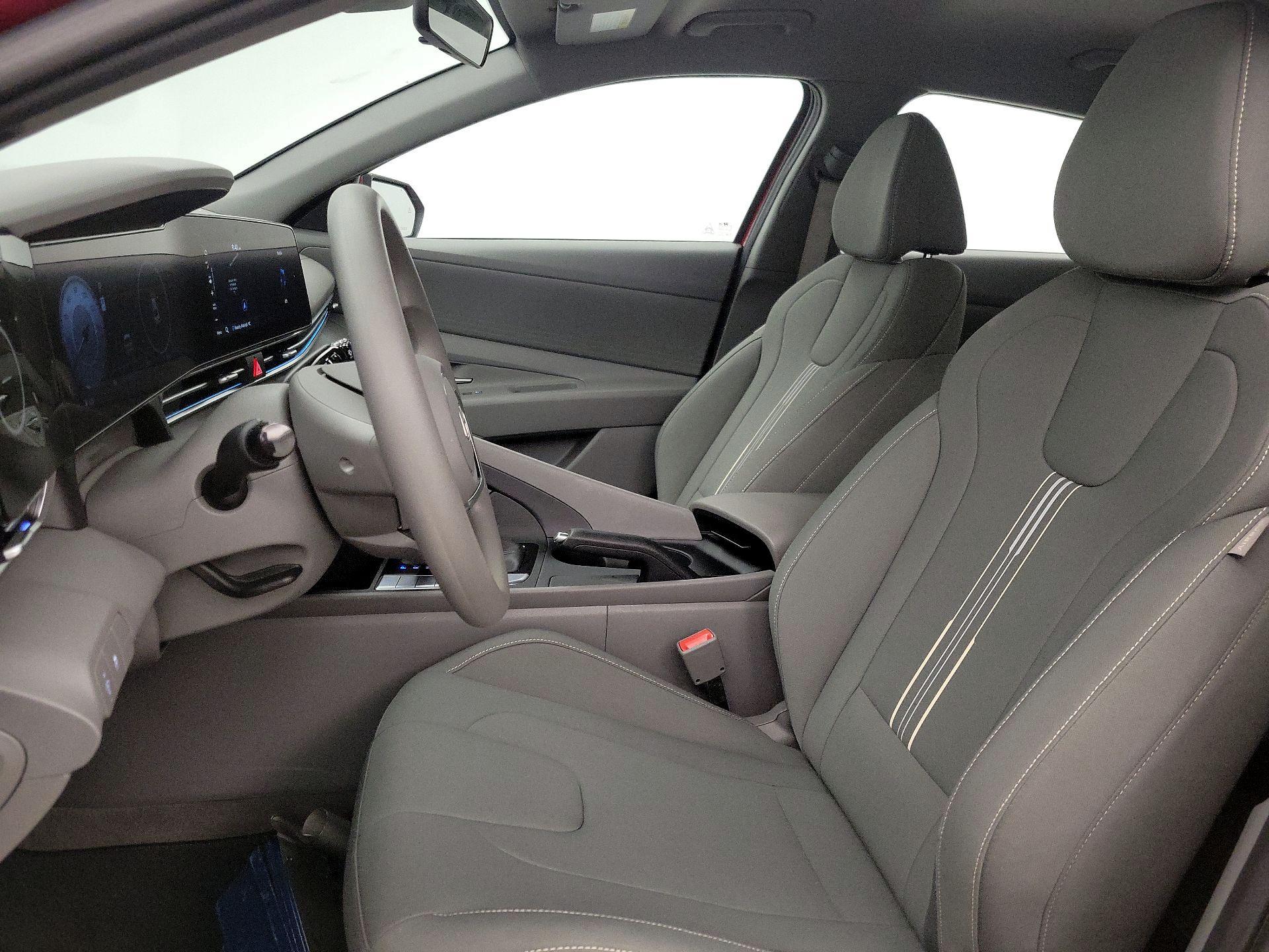 Thumbnail: 2024 Hyundai Elantra - 11