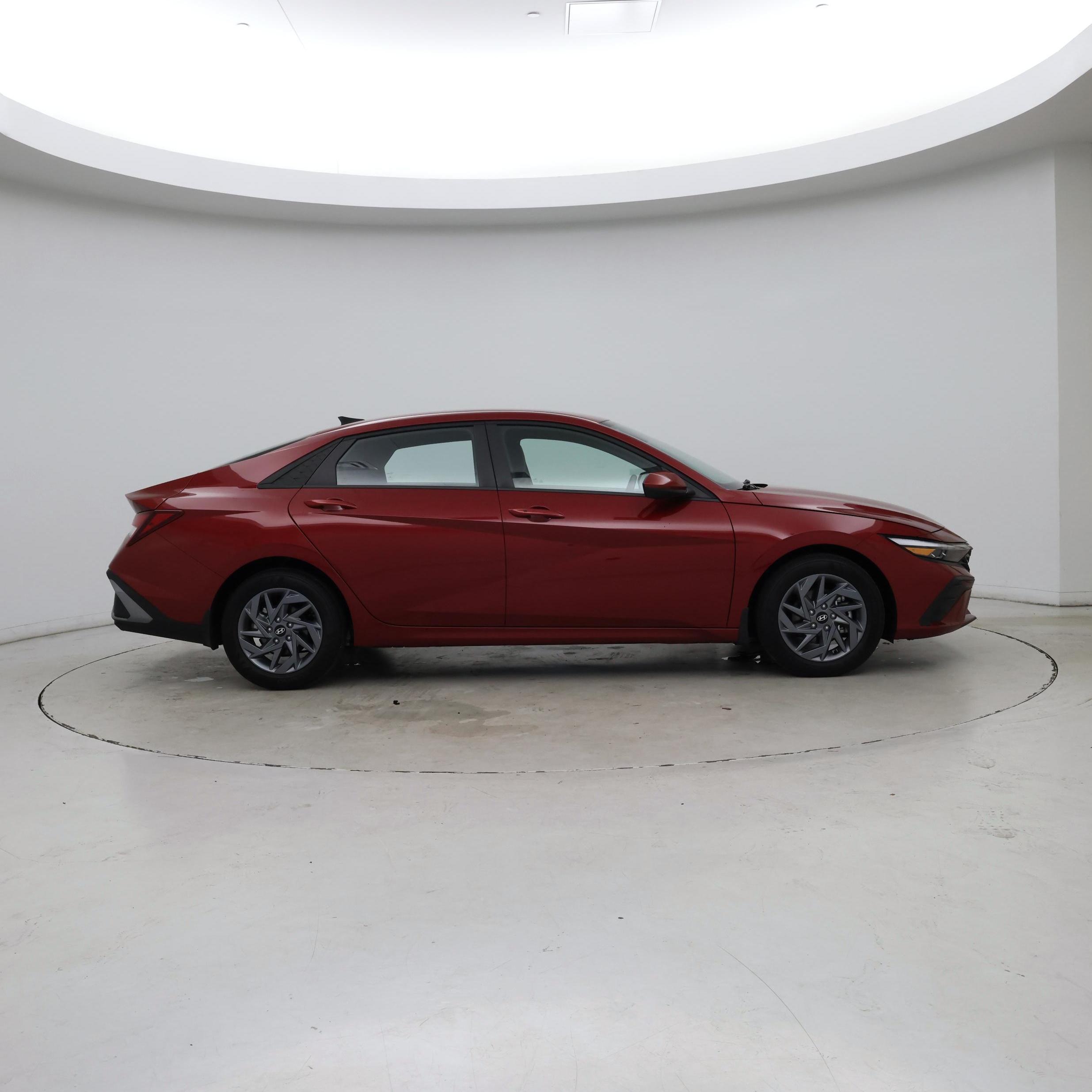 Thumbnail: 2024 Hyundai Elantra - 7
