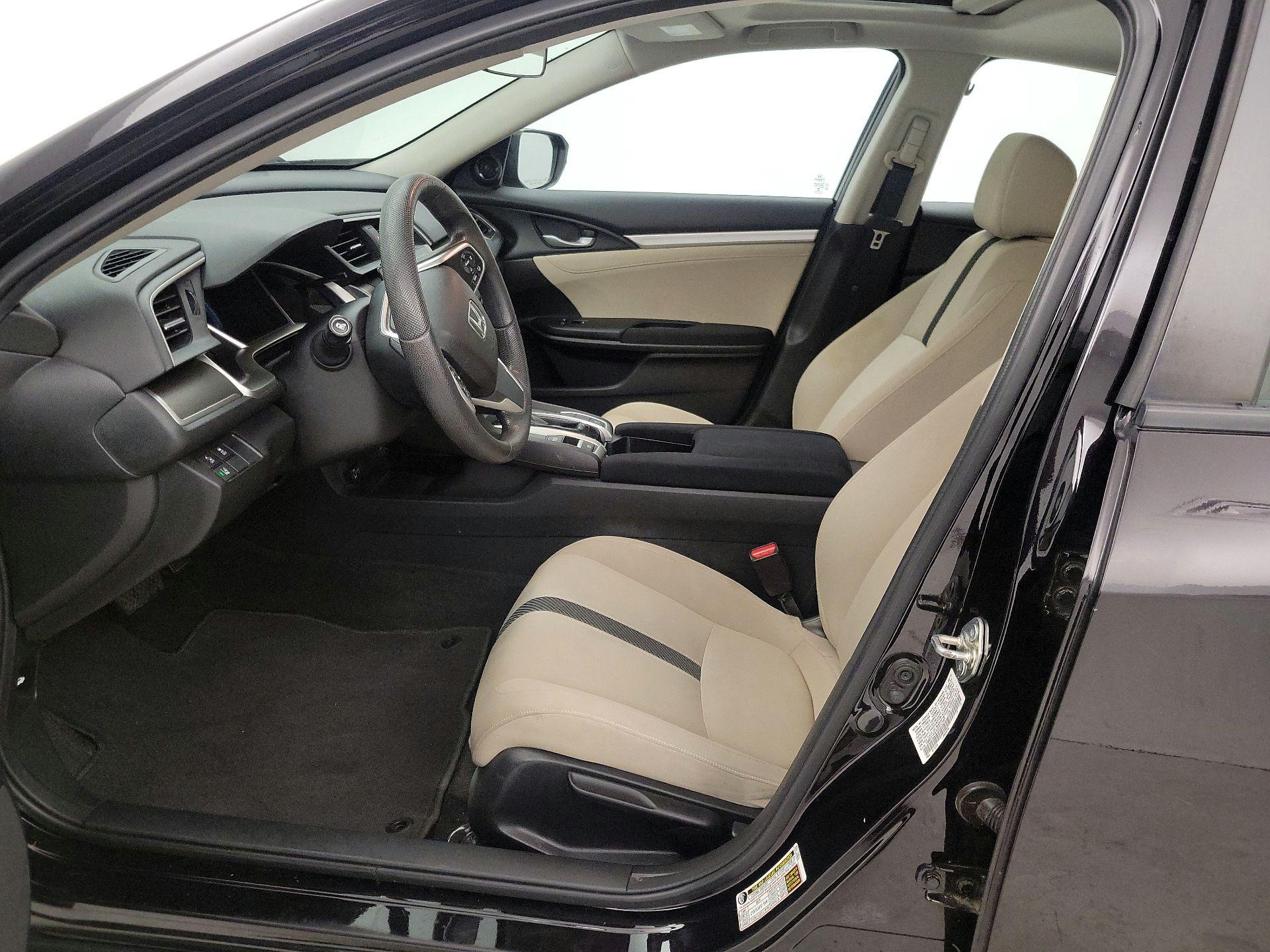 Thumbnail: 2016 Honda Civic - 11