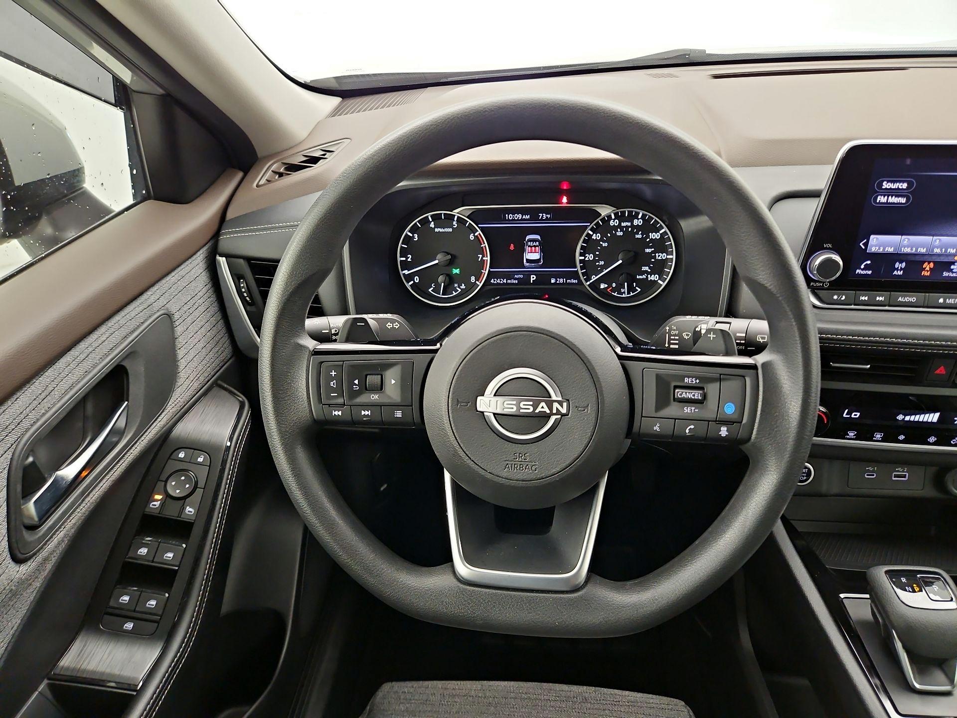 Thumbnail: 2023 Nissan Rogue - 10