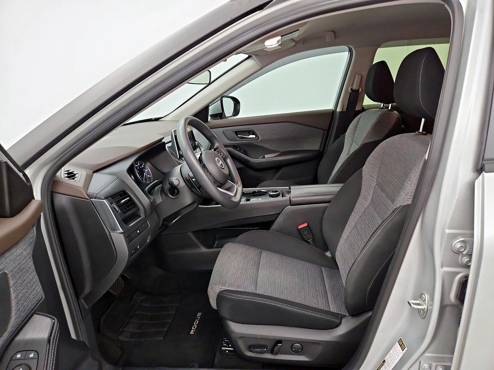 Thumbnail: 2023 Nissan Rogue - 11