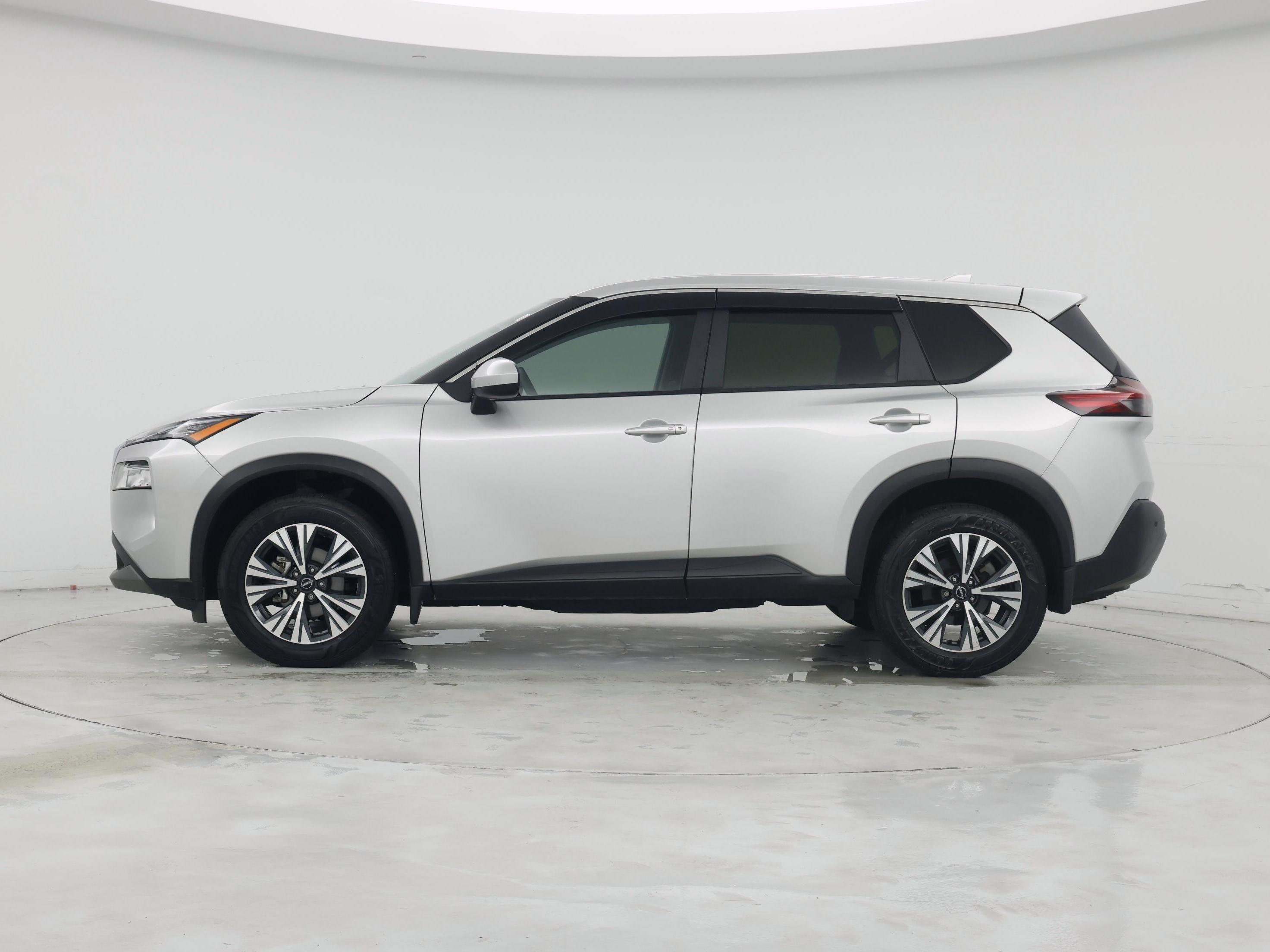 Thumbnail: 2023 Nissan Rogue - 3