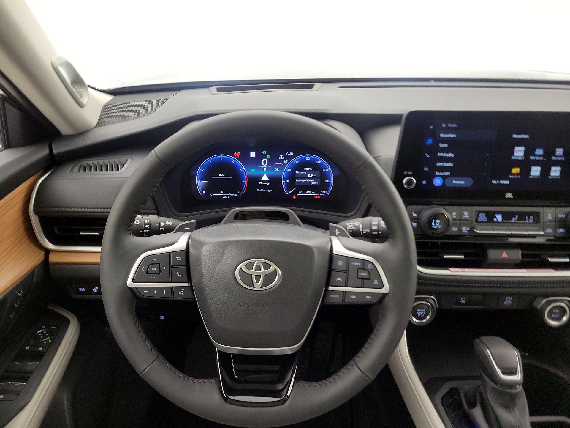 Thumbnail: 2025 Toyota Grand Highlander - 10