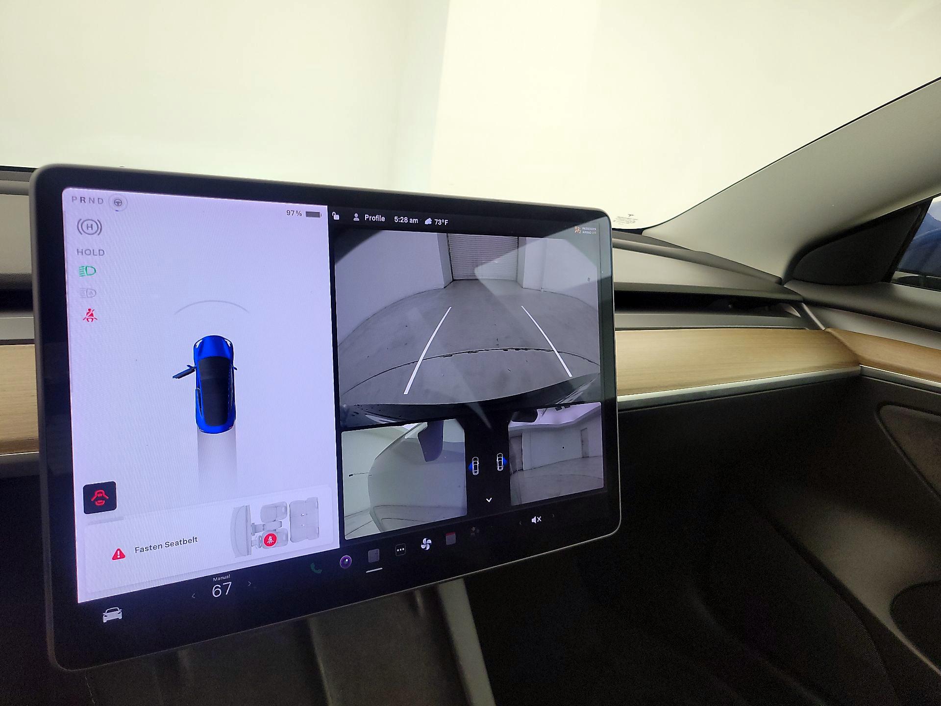 Thumbnail: 2021 Tesla Model 3 - 14