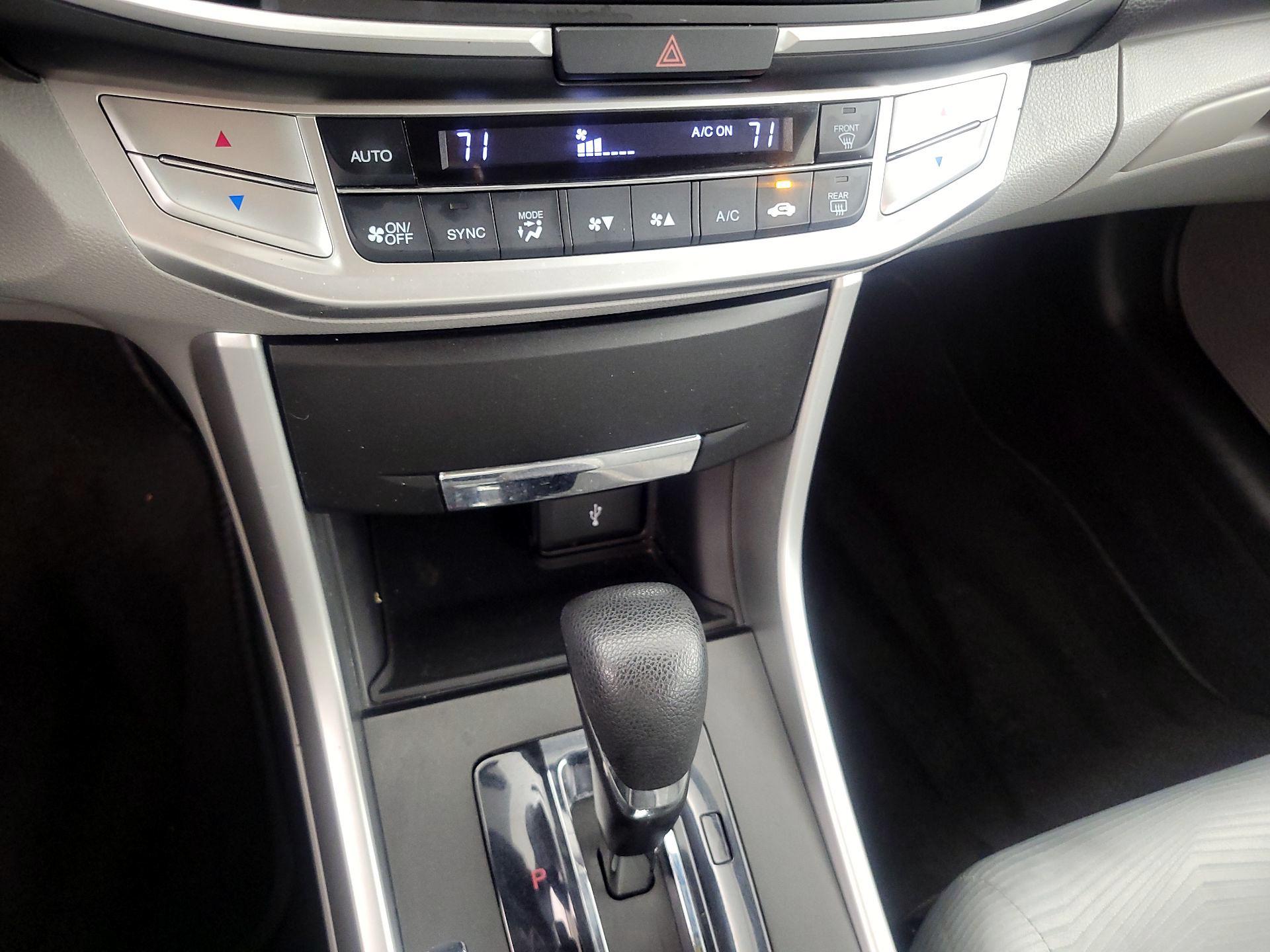 Thumbnail: 2014 Honda Accord - 16