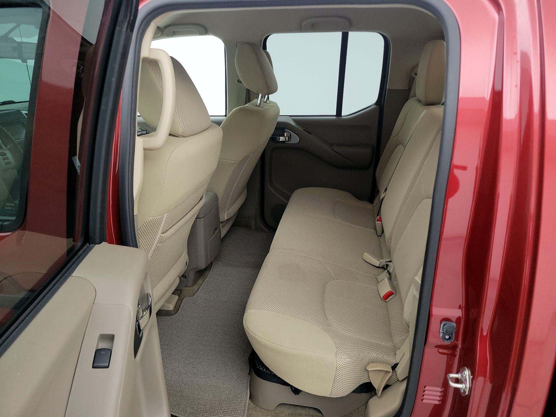 Thumbnail: 2016 Nissan Frontier - 18