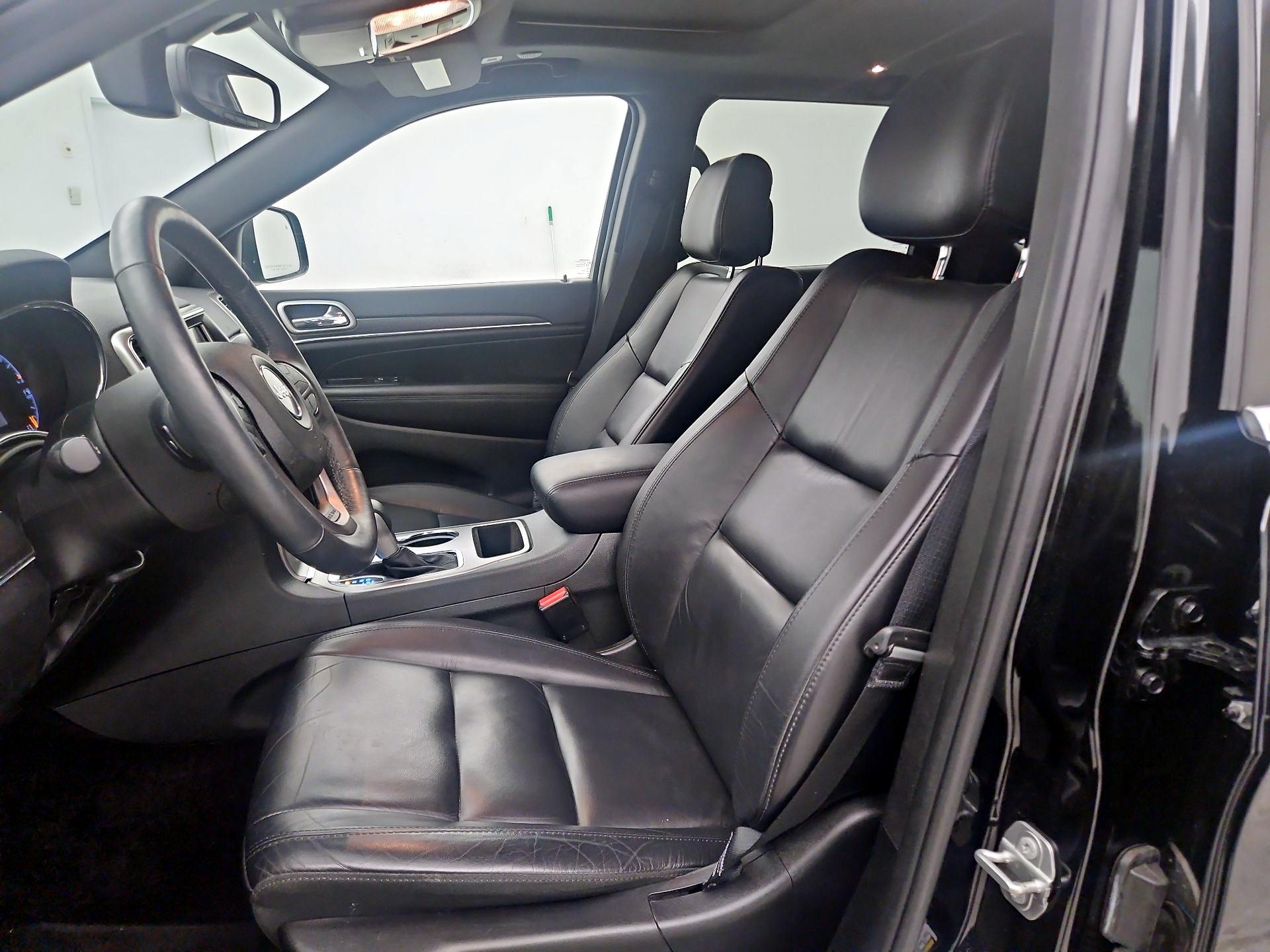 Thumbnail: 2018 Jeep Grand Cherokee - 11
