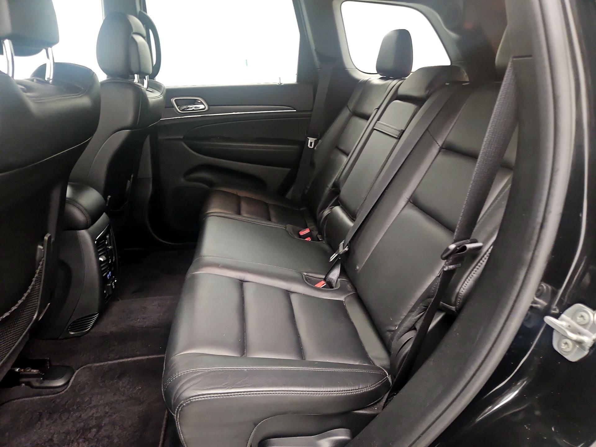 Thumbnail: 2018 Jeep Grand Cherokee - 20