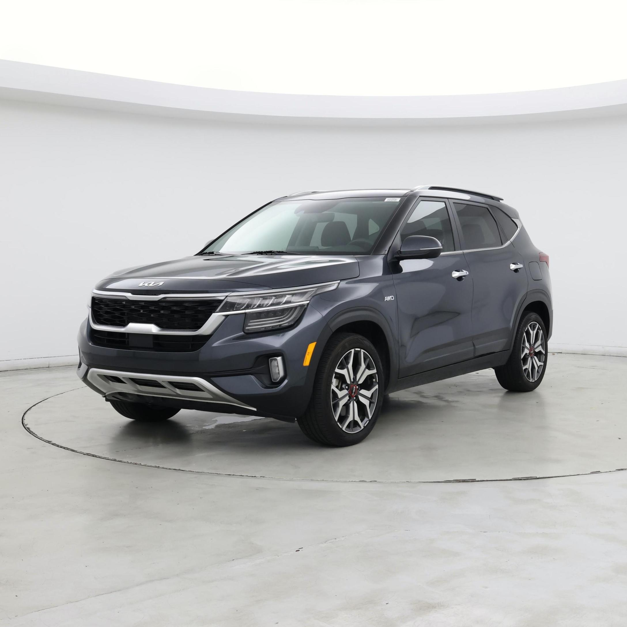 Thumbnail: 2022 Kia Seltos - 4