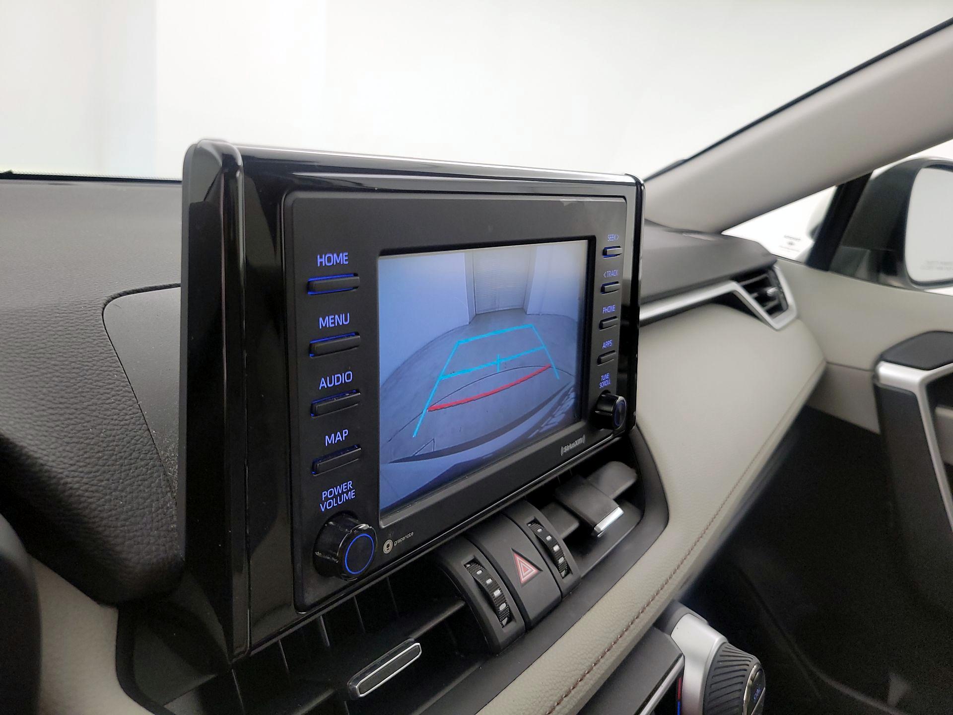 Thumbnail: 2021 Toyota RAV4 - 14