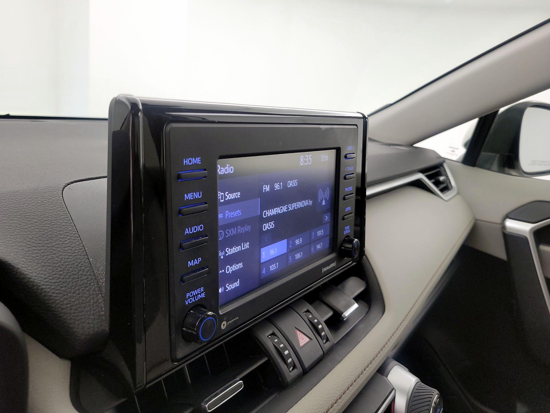 Thumbnail: 2021 Toyota RAV4 - 15
