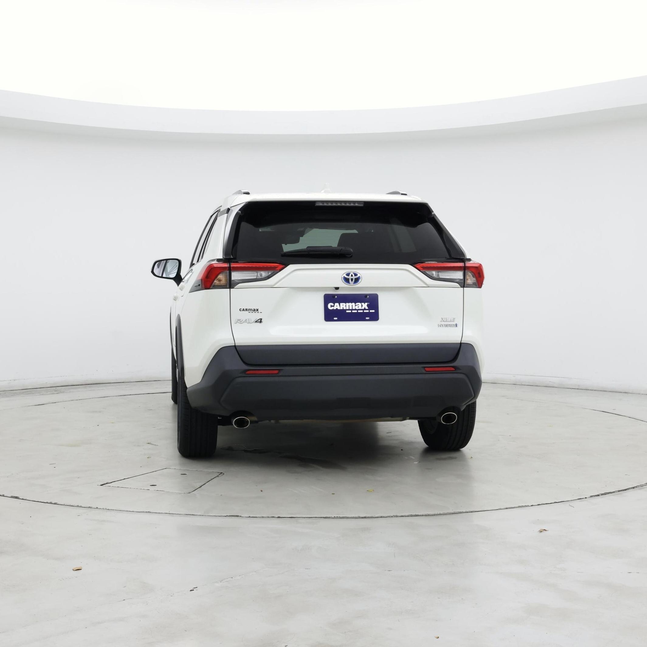Thumbnail: 2021 Toyota RAV4 - 6