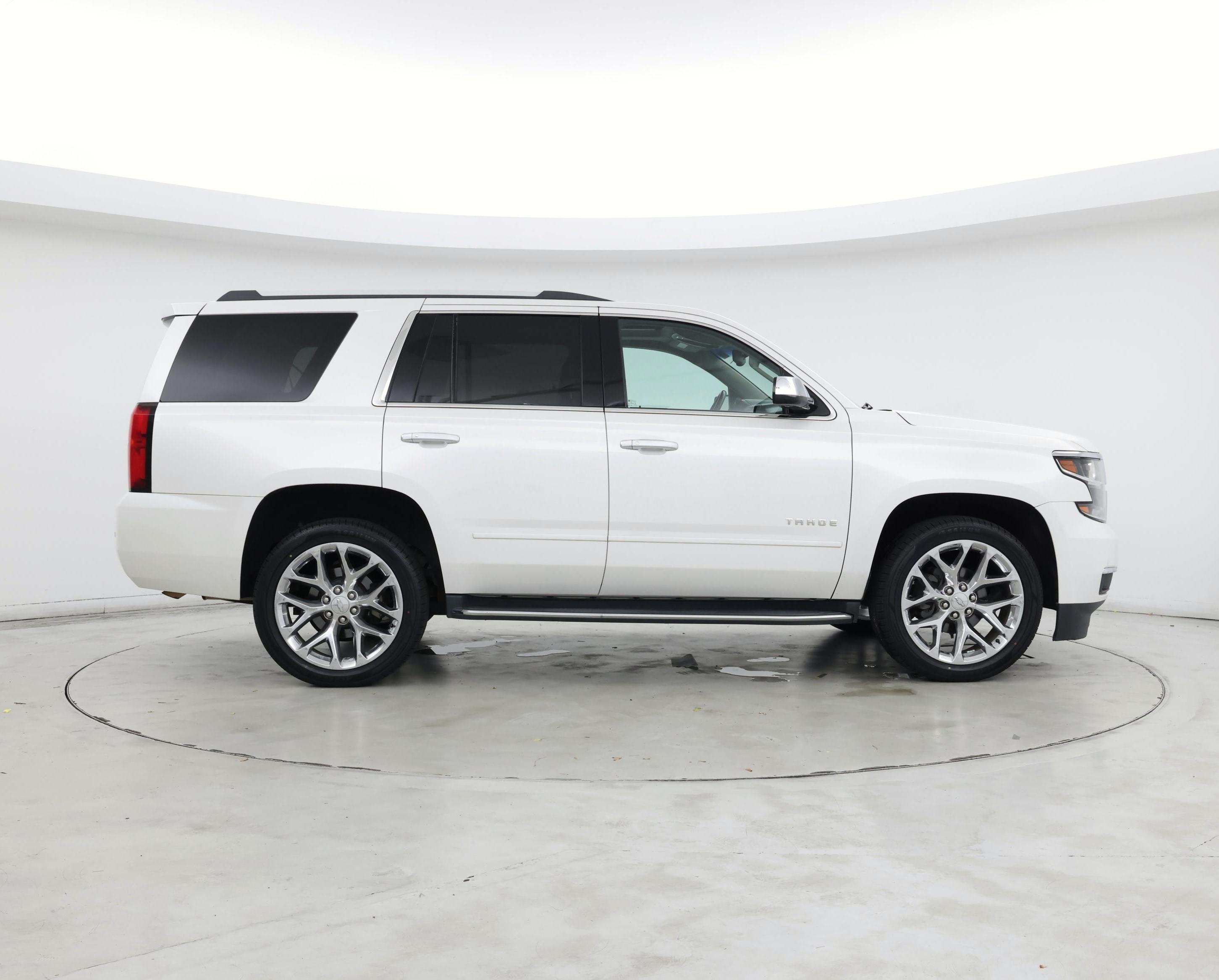 Thumbnail: 2018 Chevrolet Tahoe - 7