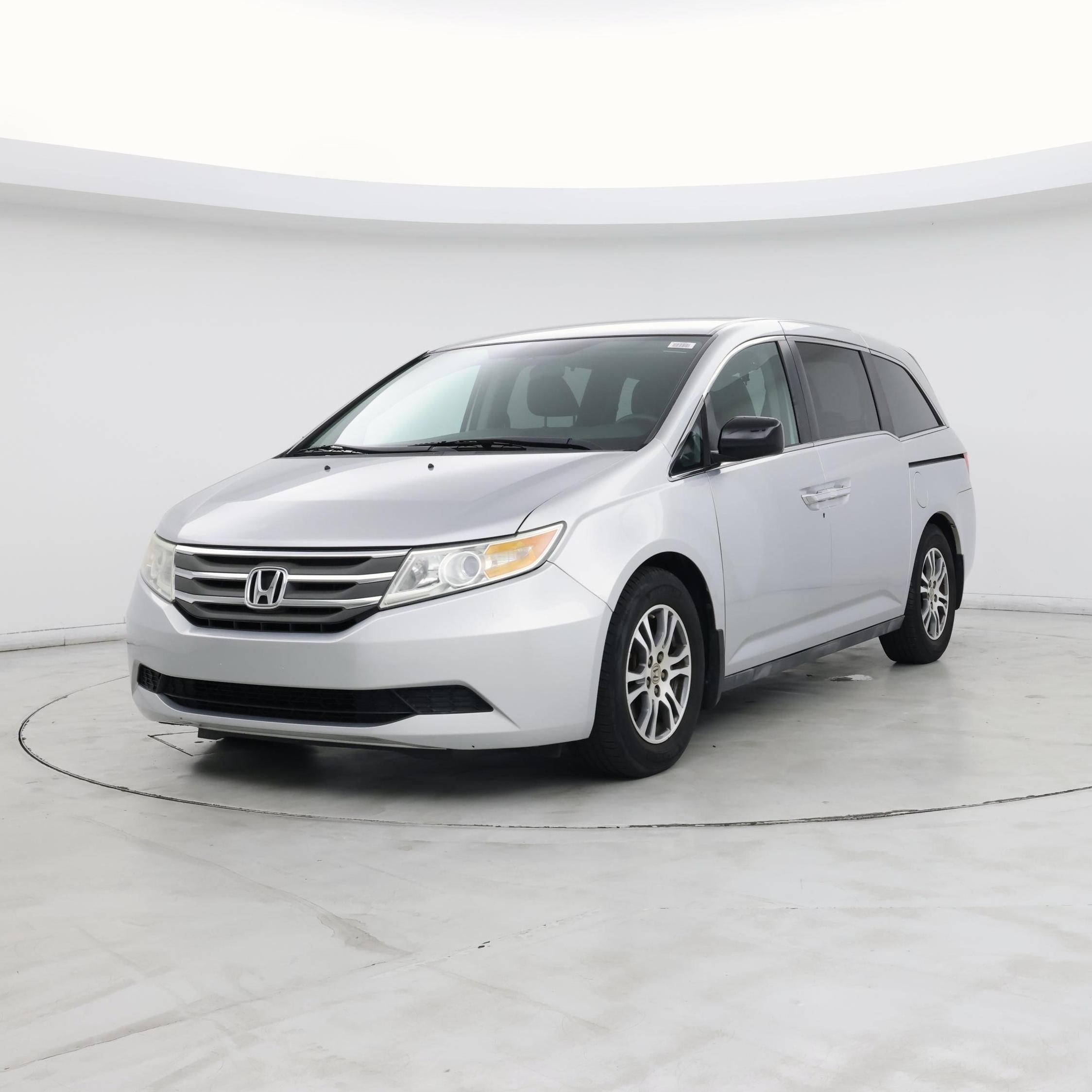 Thumbnail: 2013 Honda Odyssey - 4