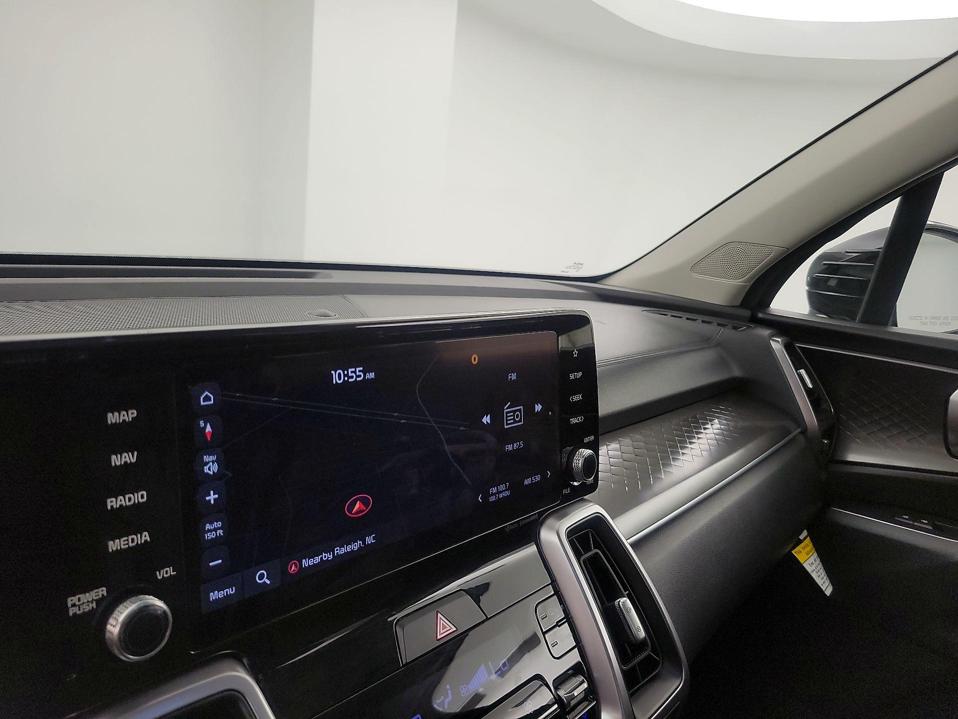 Thumbnail: 2023 Kia Sorento - 14