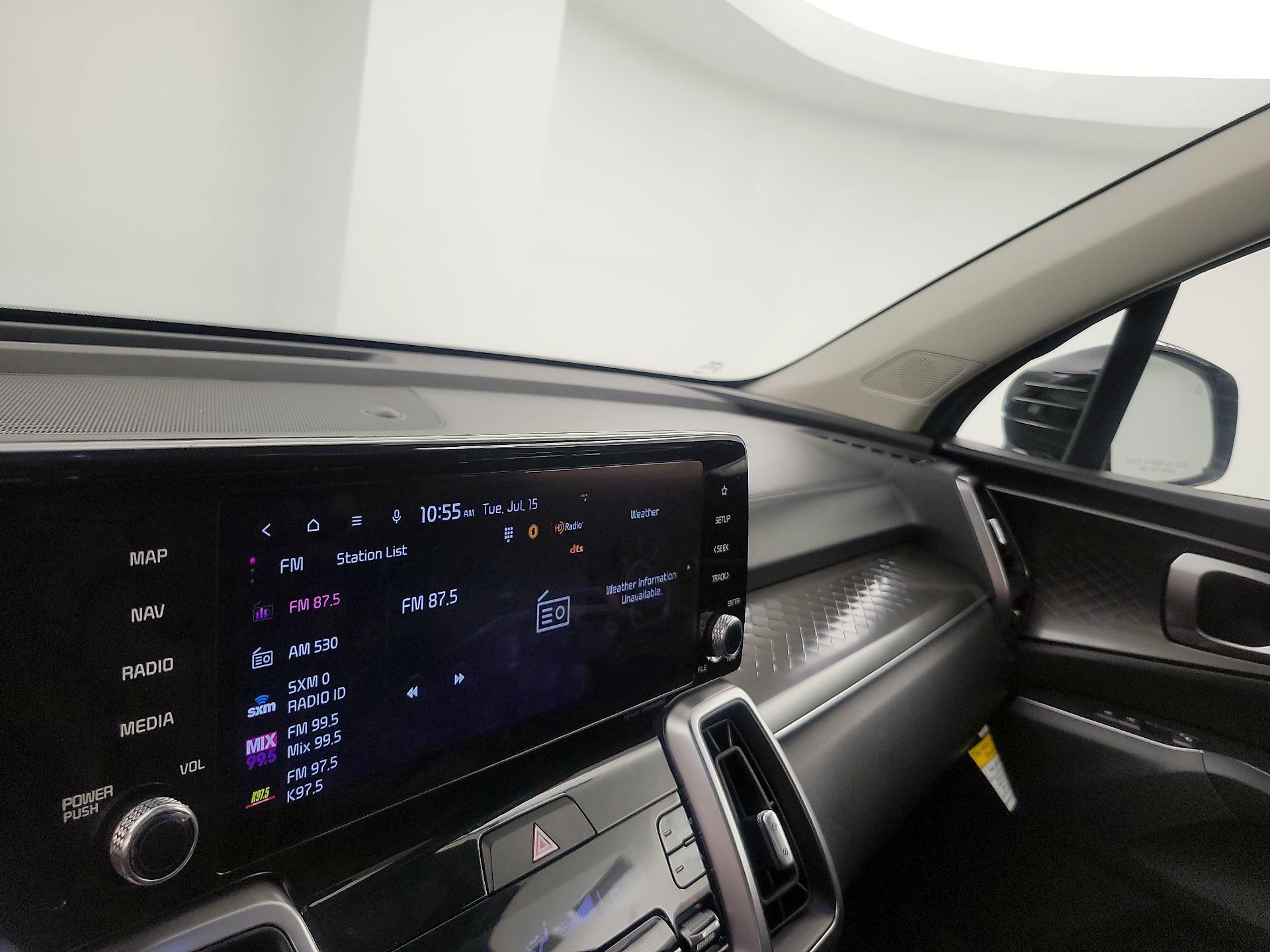 Thumbnail: 2023 Kia Sorento - 16