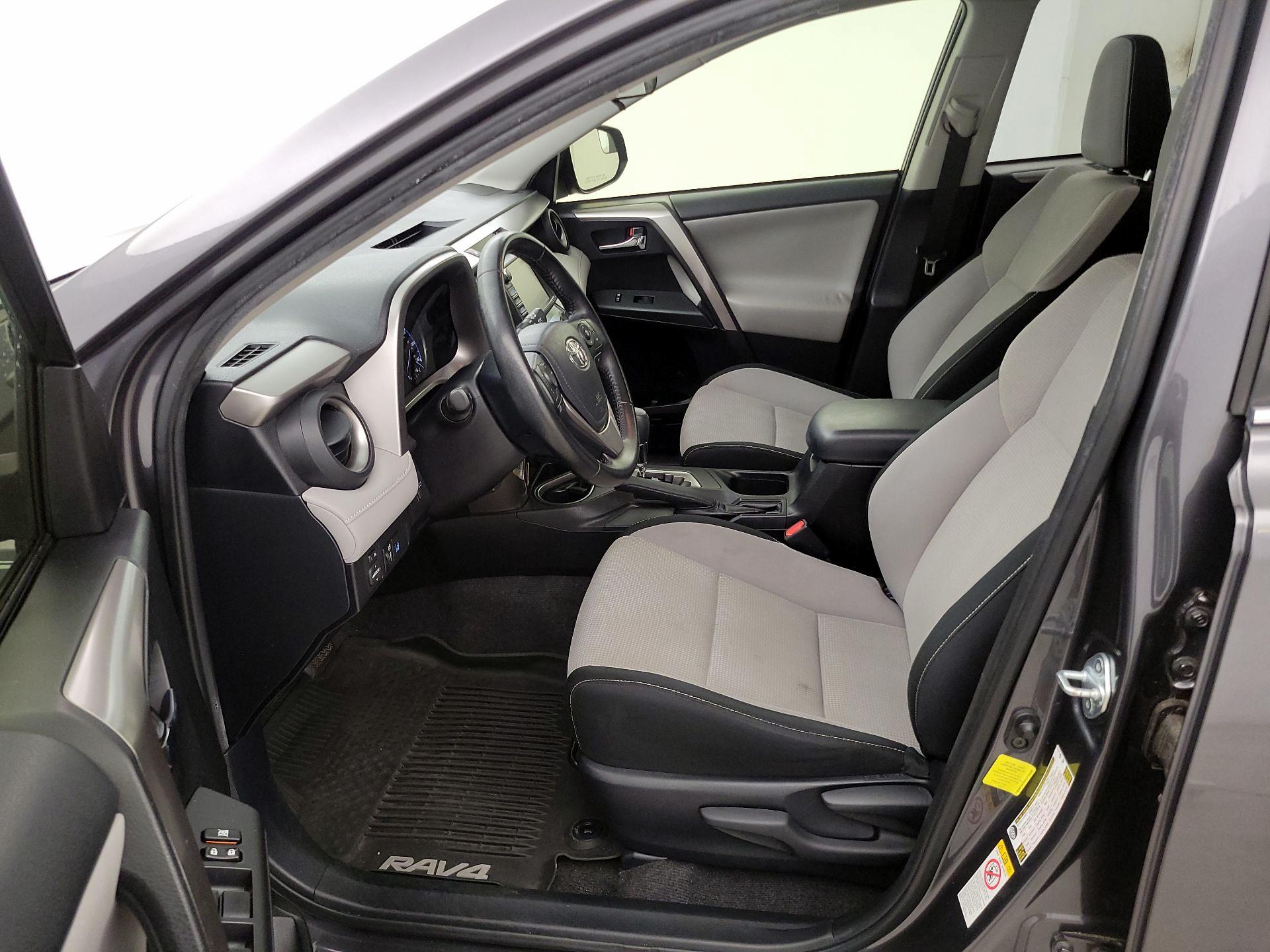 Thumbnail: 2017 Toyota RAV4 - 11