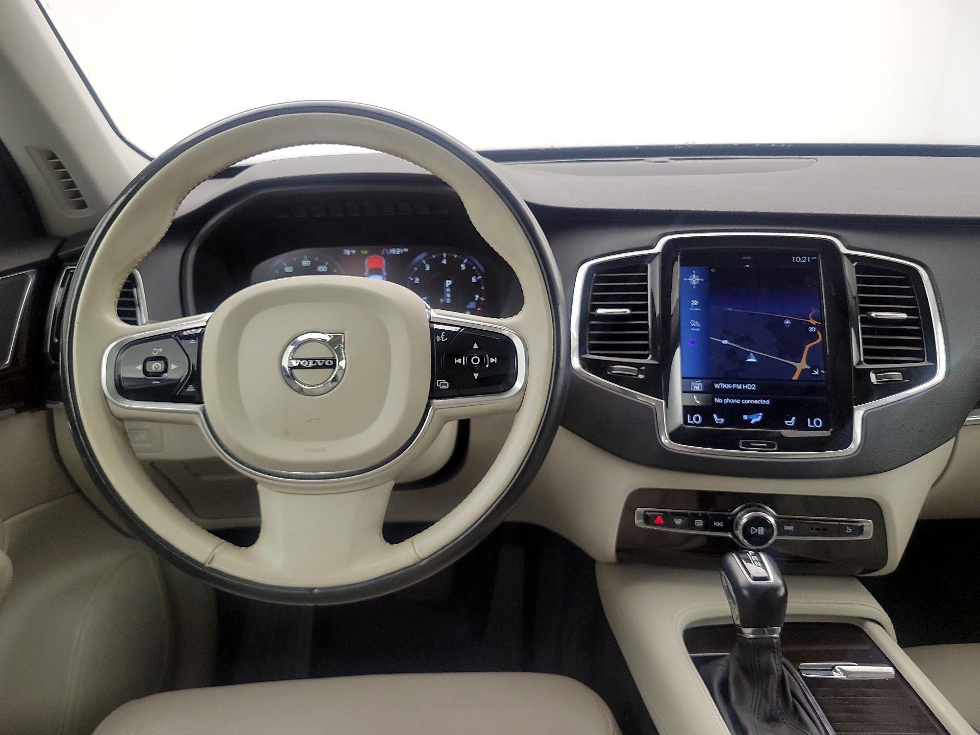 Thumbnail: 2017 Volvo XC90 - 10