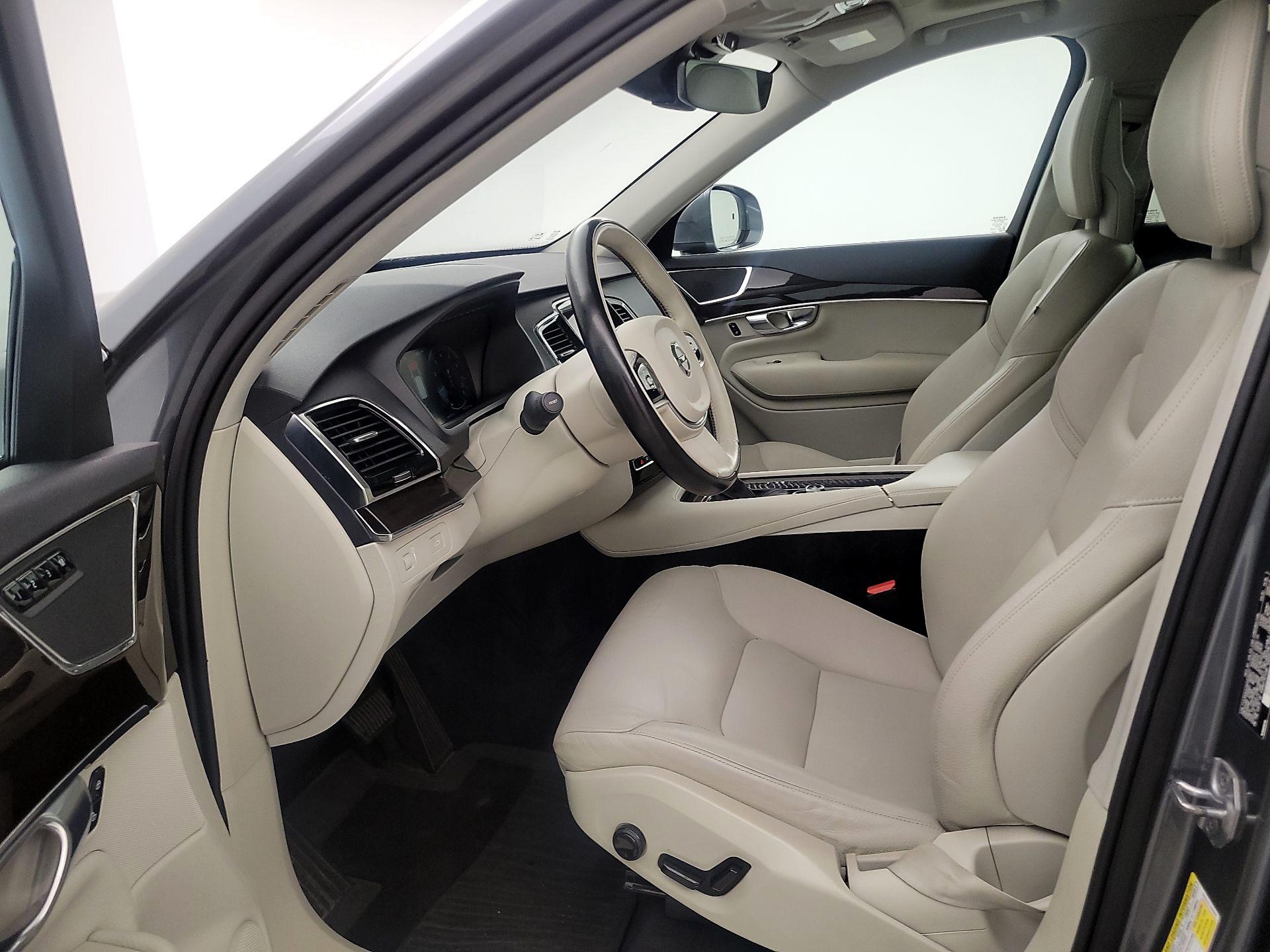 Thumbnail: 2017 Volvo XC90 - 11