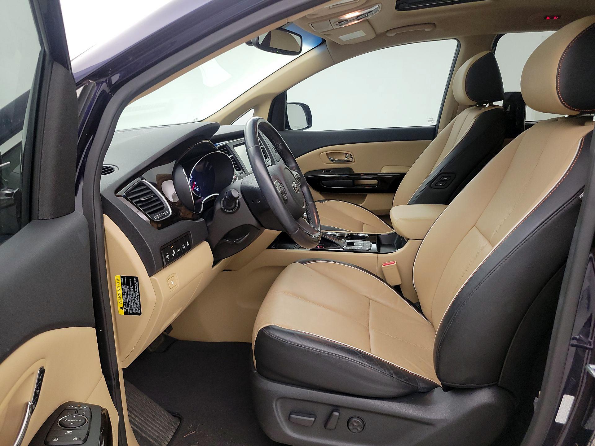 Thumbnail: 2019 Kia Sedona - 11