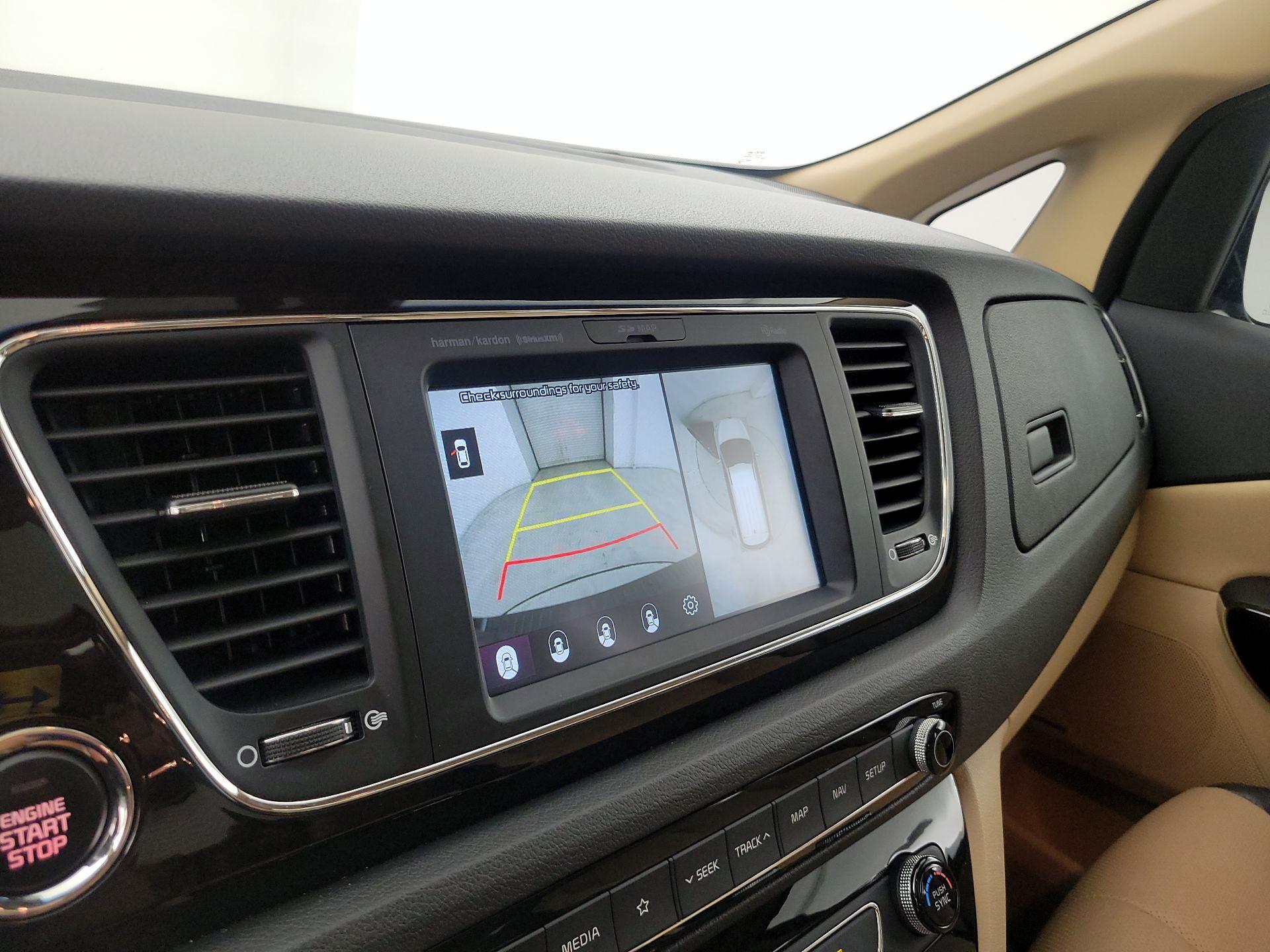 Thumbnail: 2019 Kia Sedona - 15