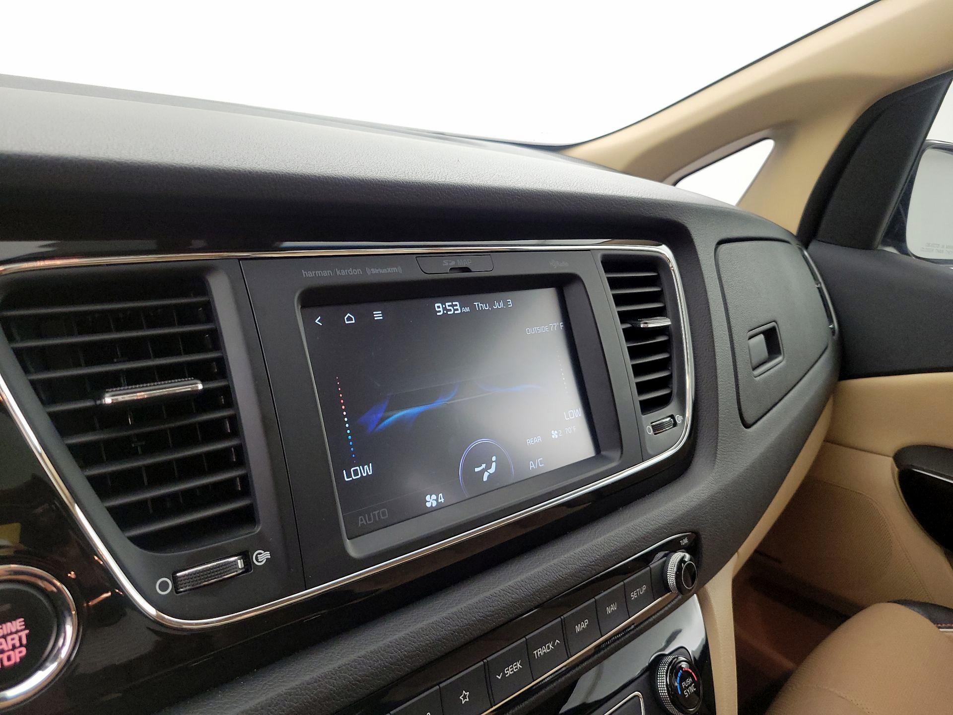 Thumbnail: 2019 Kia Sedona - 17