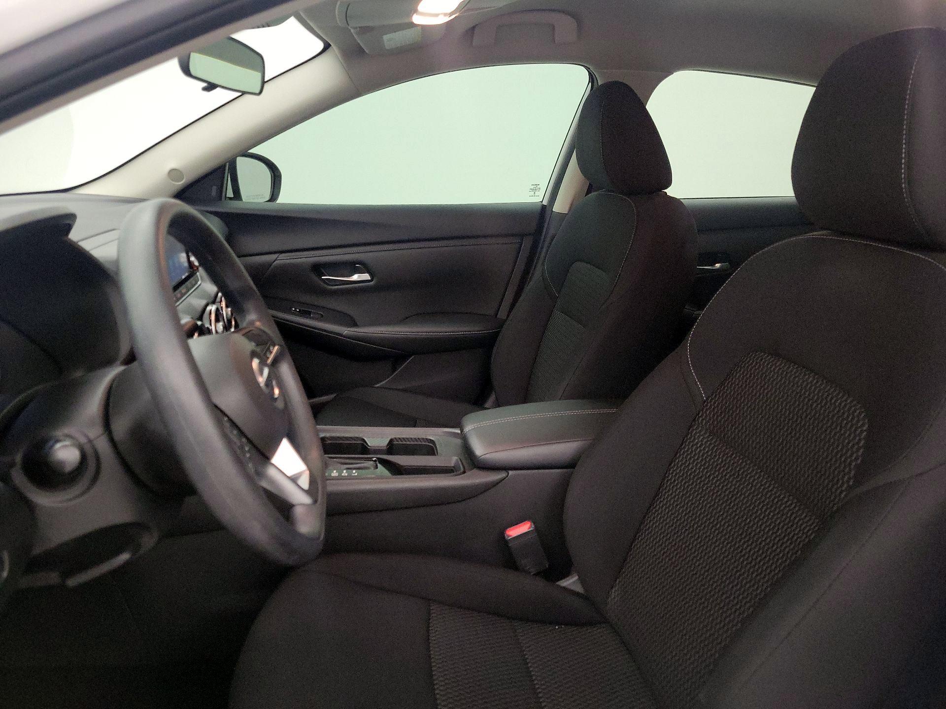 Thumbnail: 2023 Nissan Sentra - 11