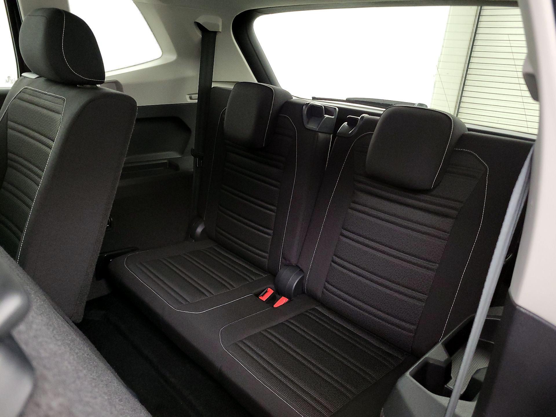 Thumbnail: 2023 Volkswagen Tiguan - 20