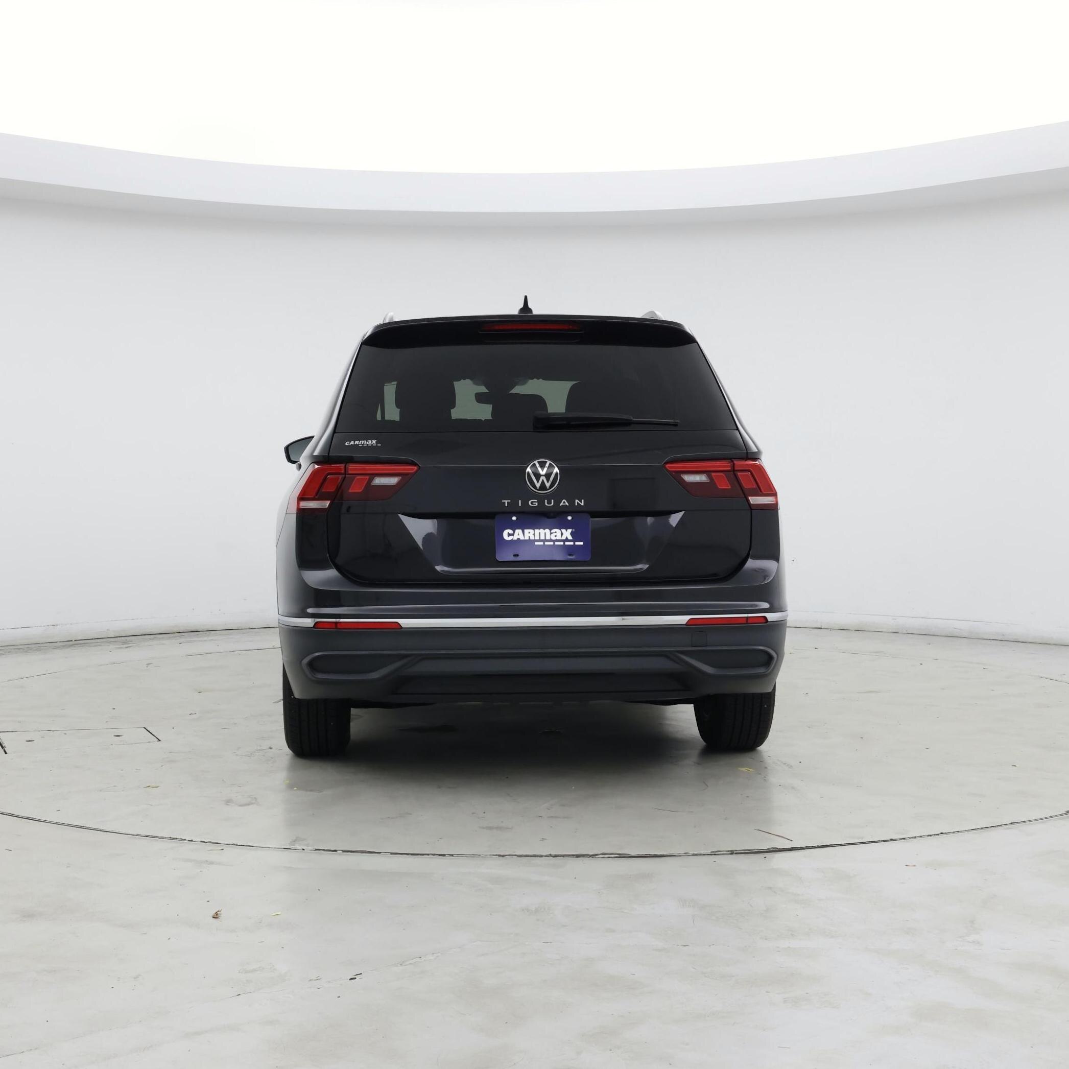 Thumbnail: 2023 Volkswagen Tiguan - 6