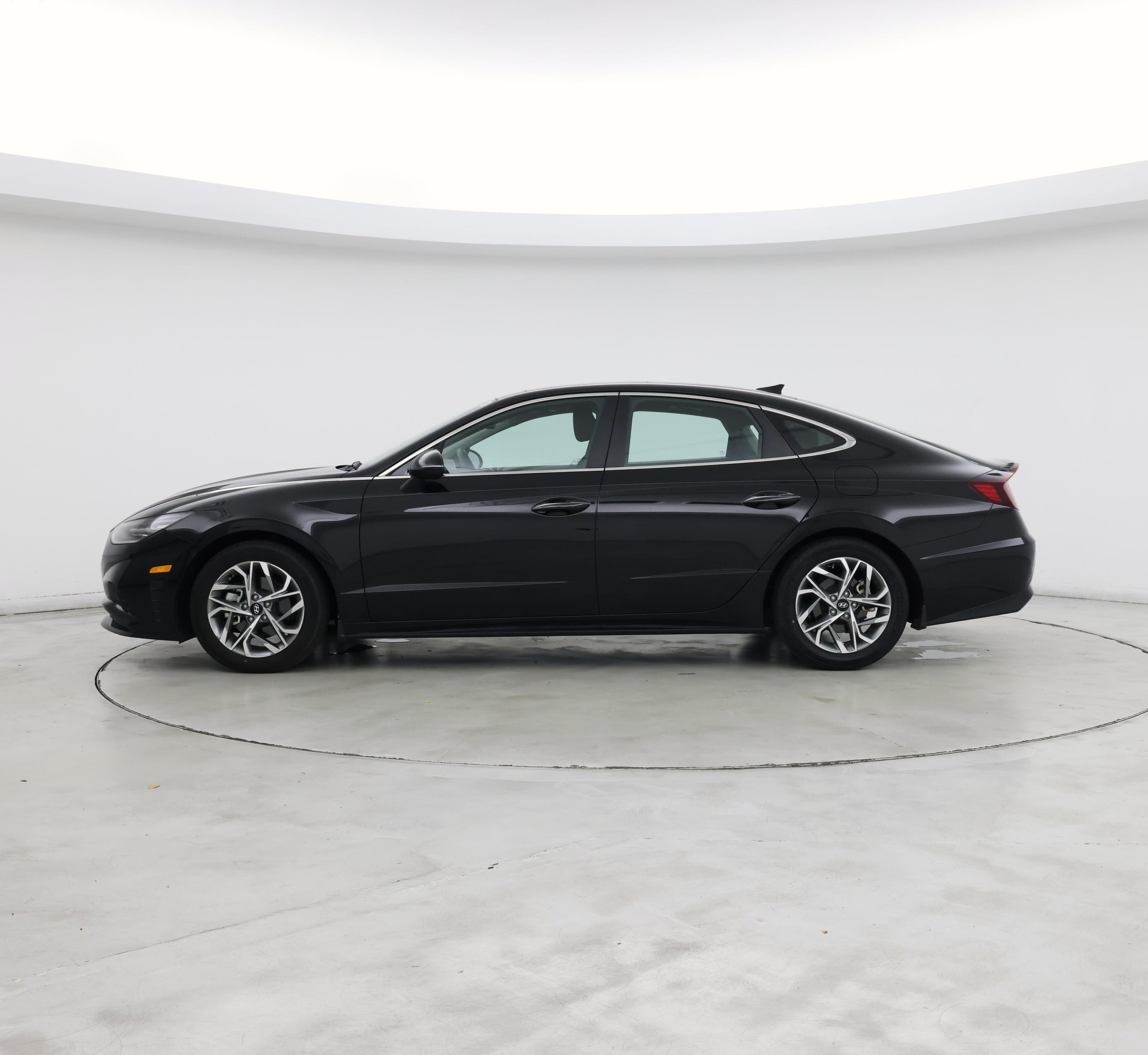 Thumbnail: 2023 Hyundai Sonata - 3